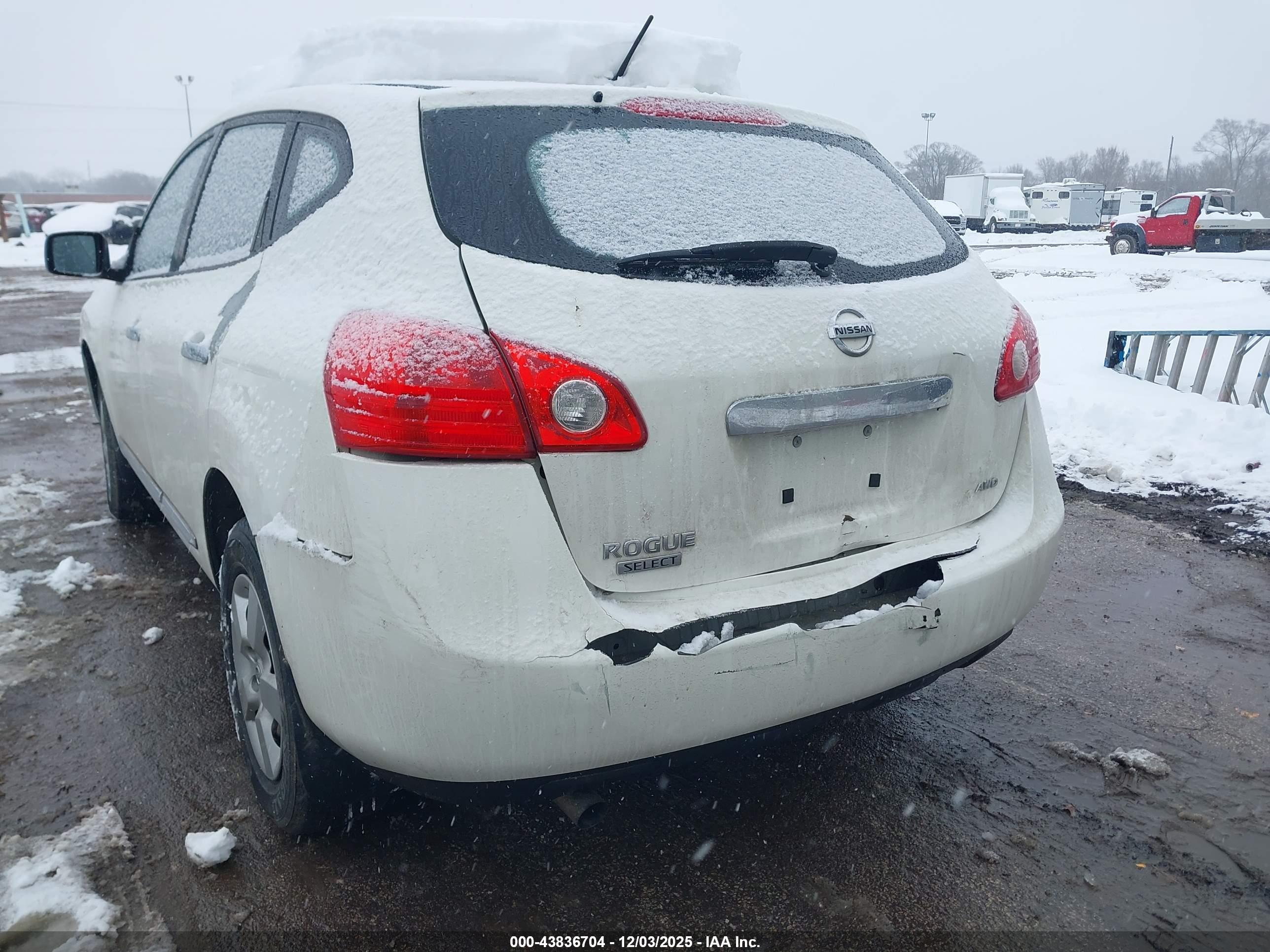 NISSAN ROGUE image 6
