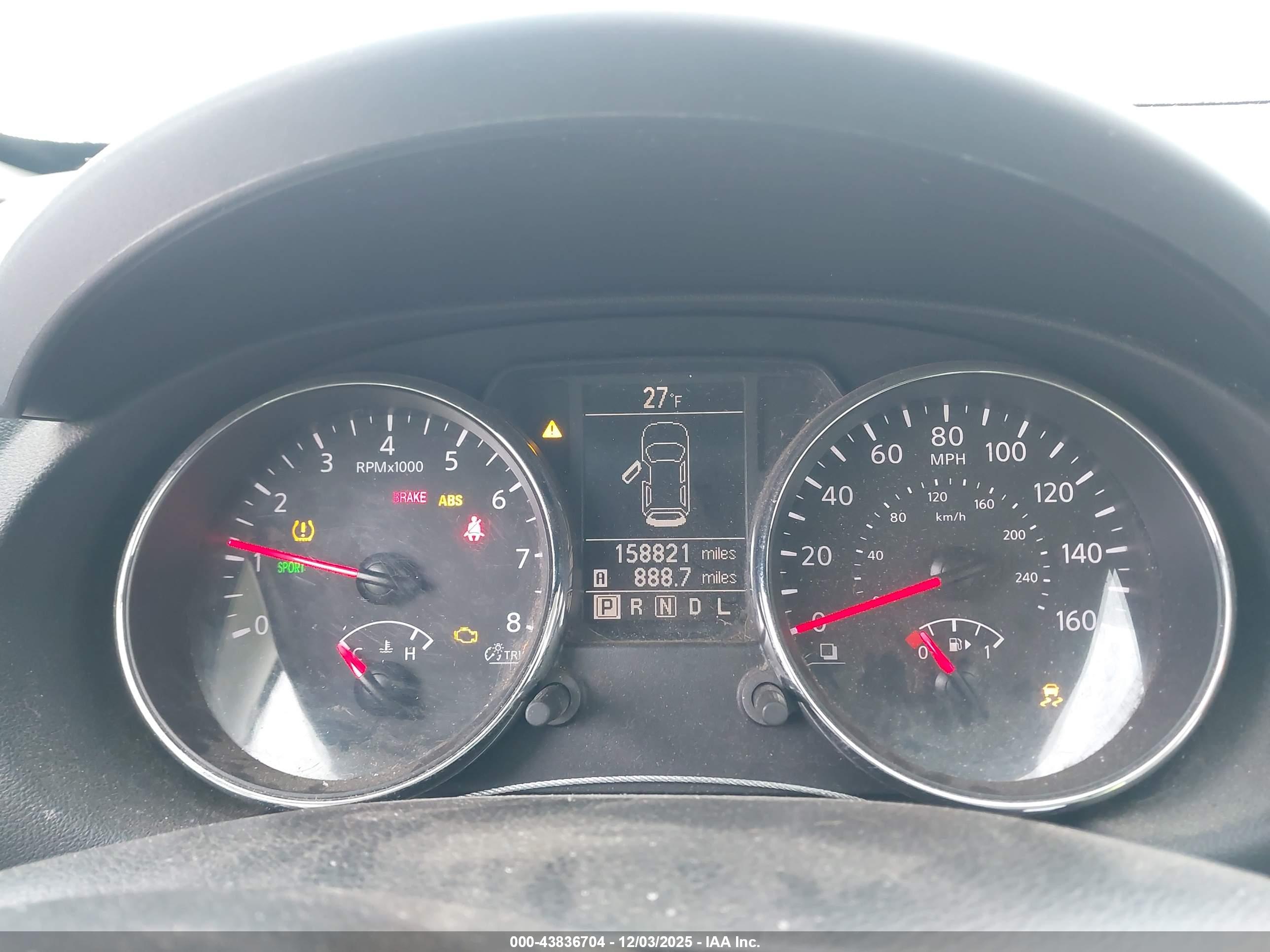 NISSAN ROGUE image 7