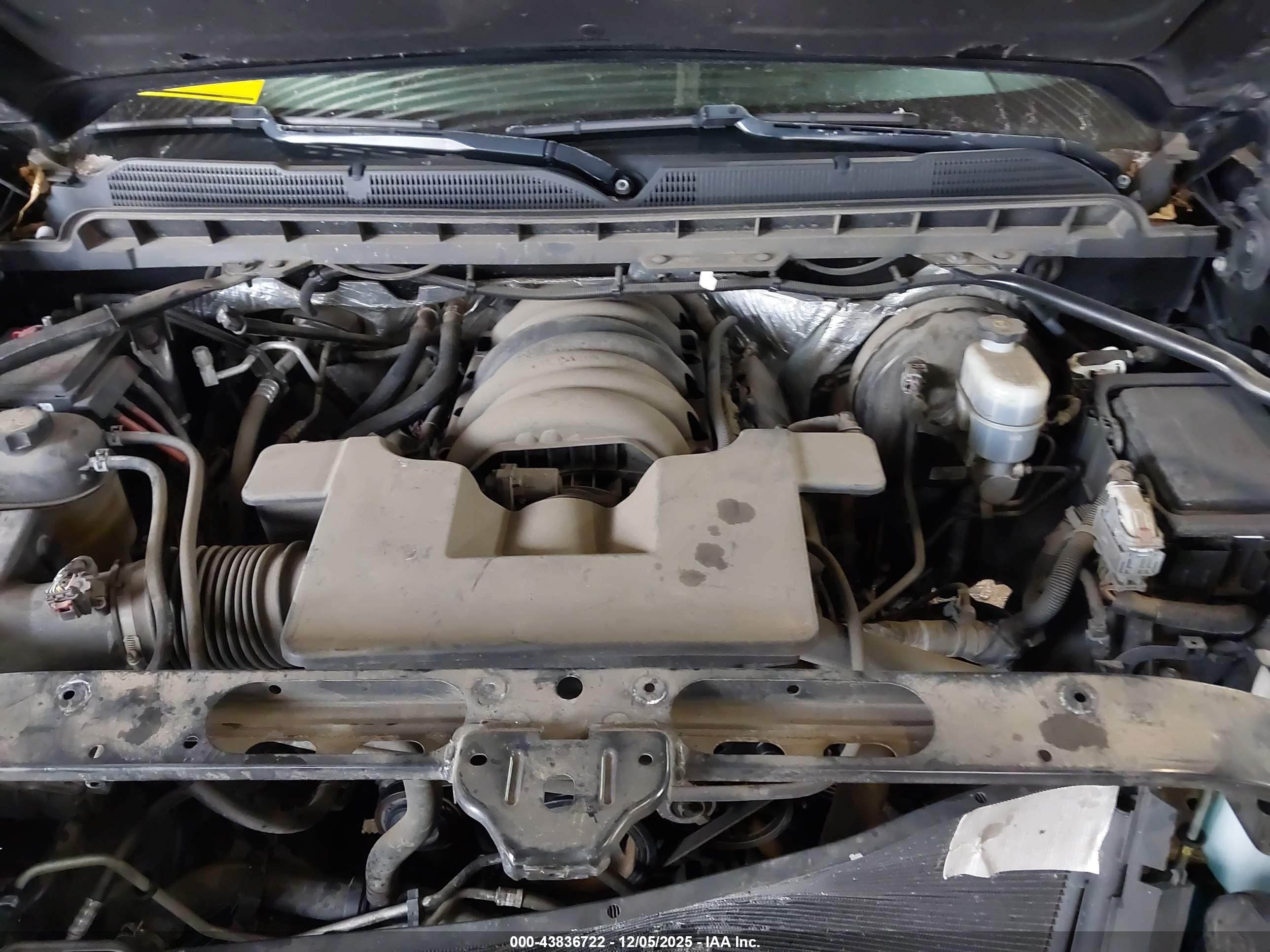 CHEVROLET SILVERADO image 10
