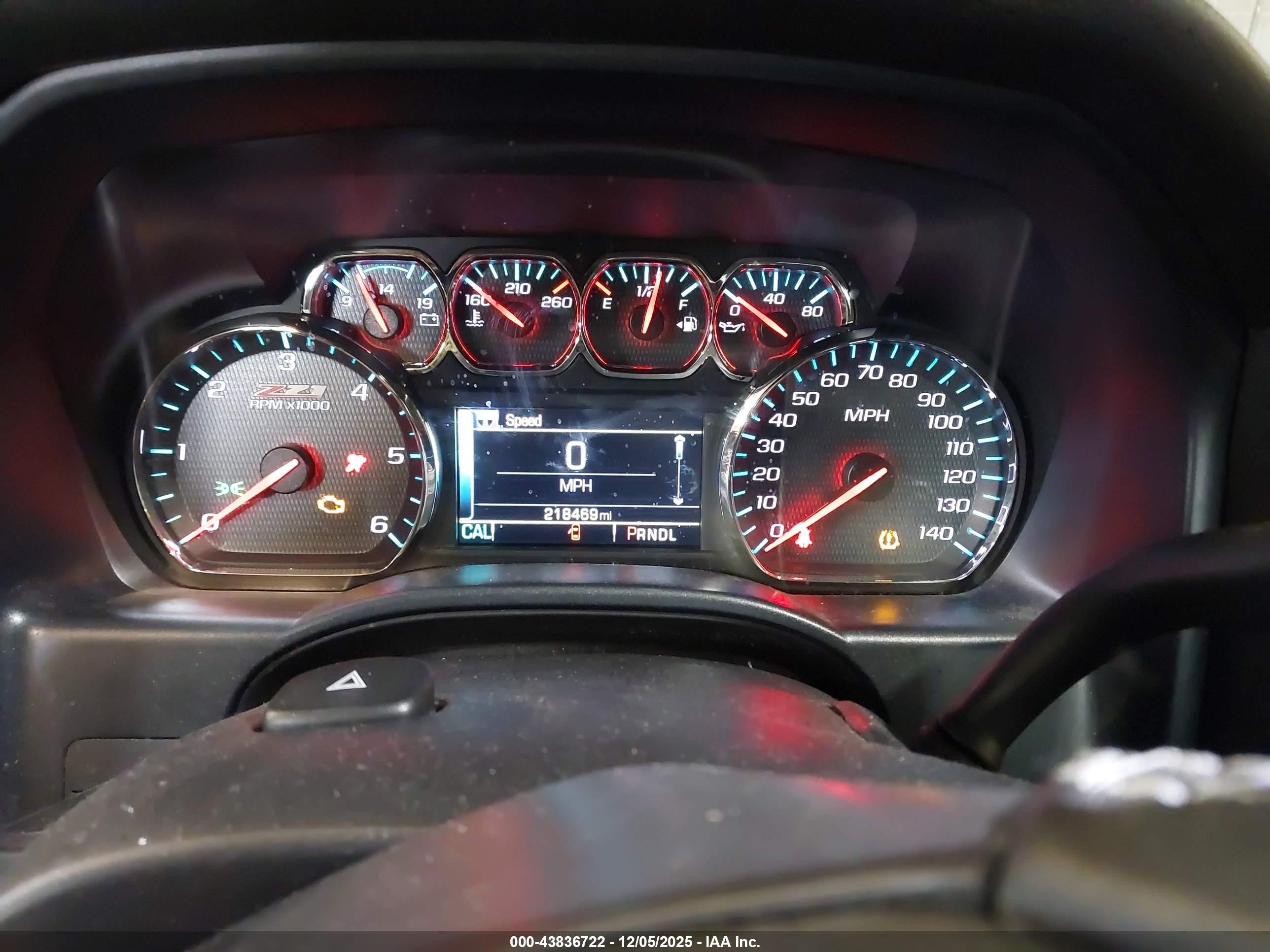 CHEVROLET SILVERADO image 7