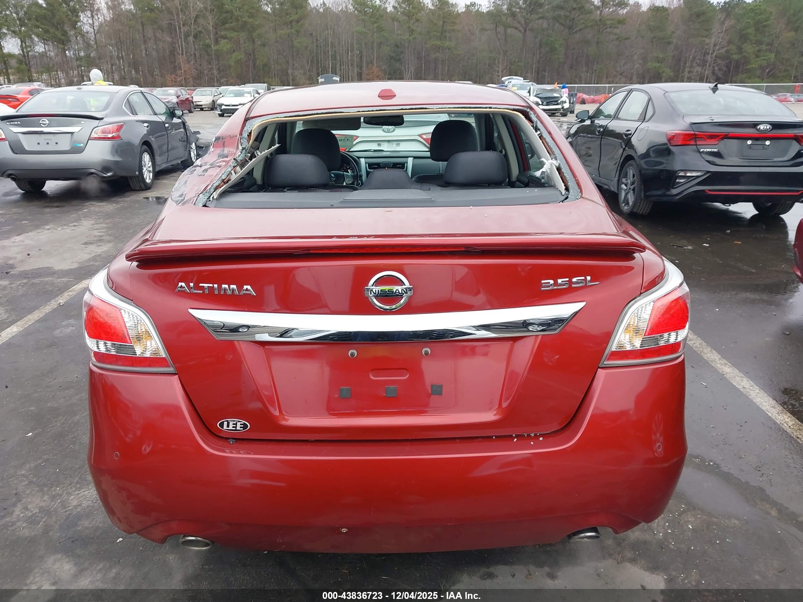NISSAN ALTIMA image 6