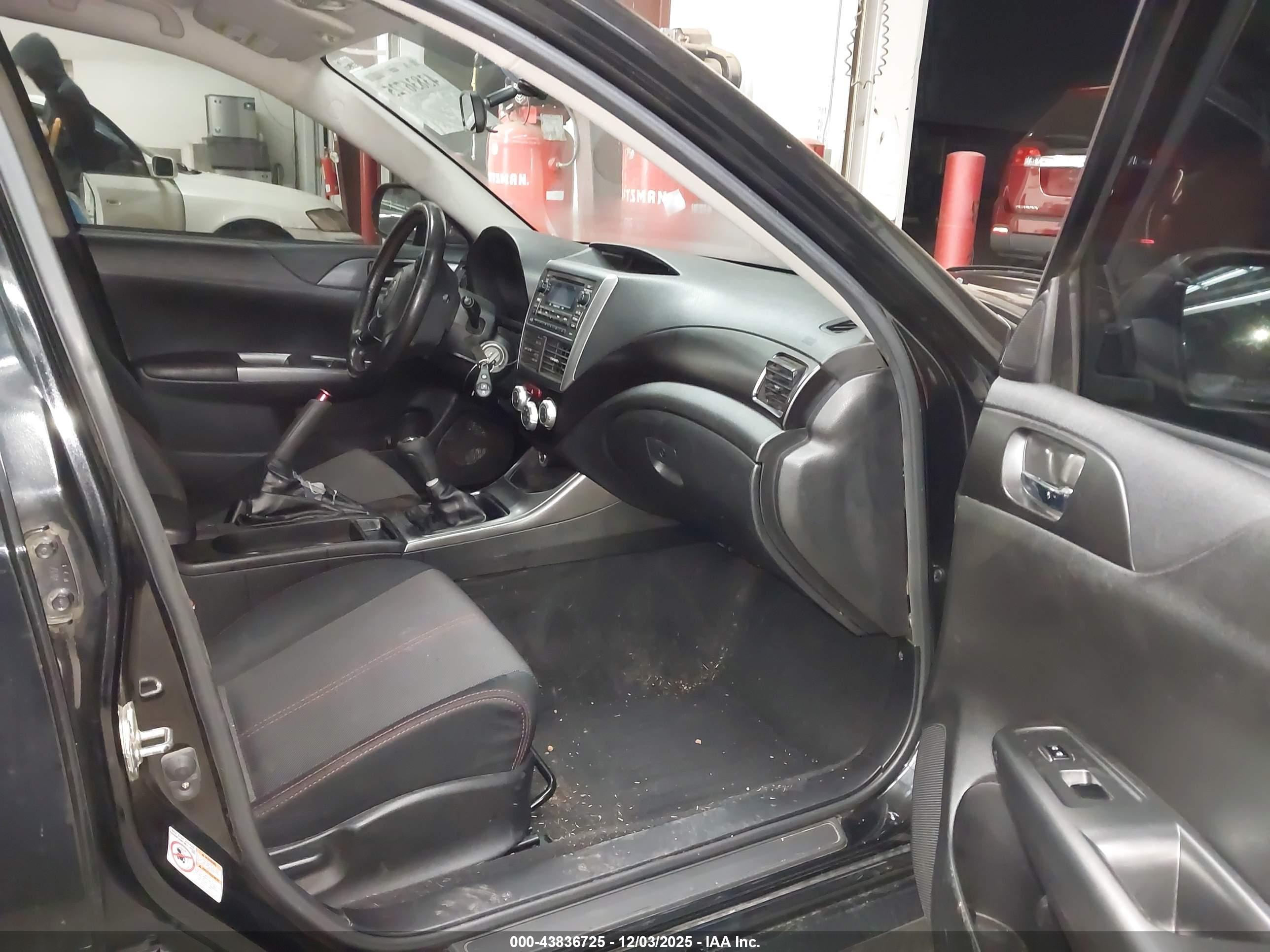 SUBARU IMPREZA image 5