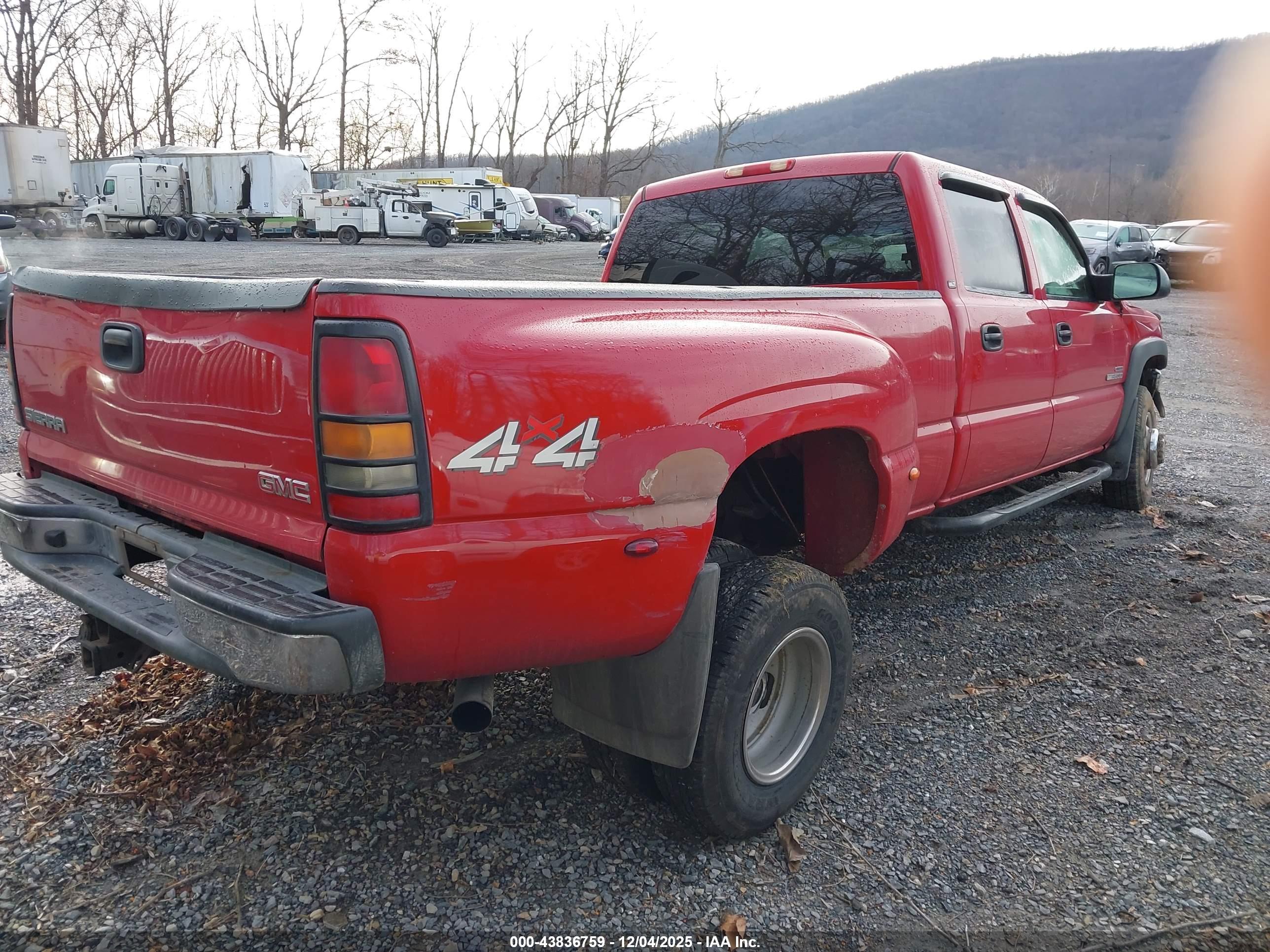 GMC SIERRA image 4