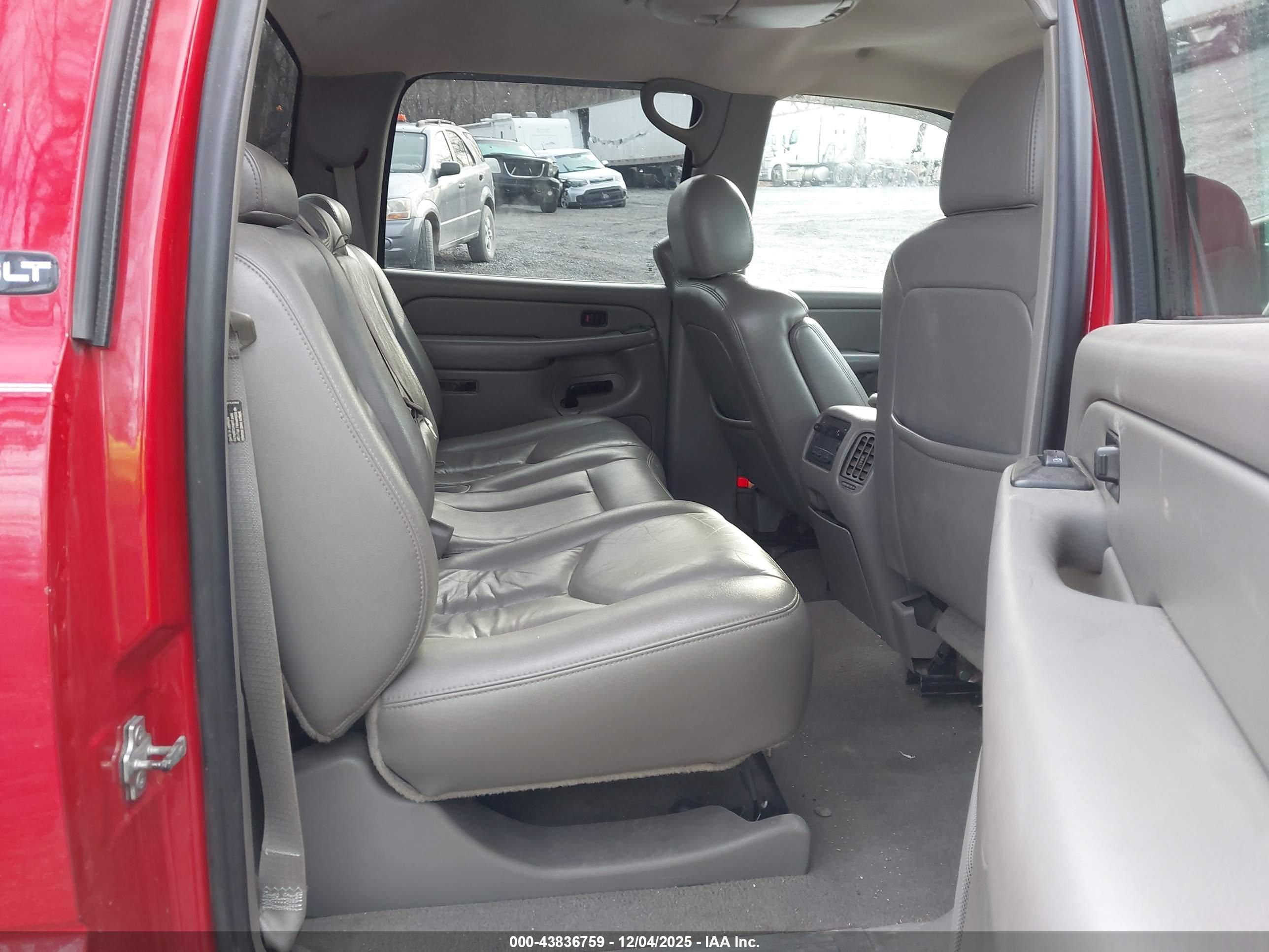 GMC SIERRA image 8
