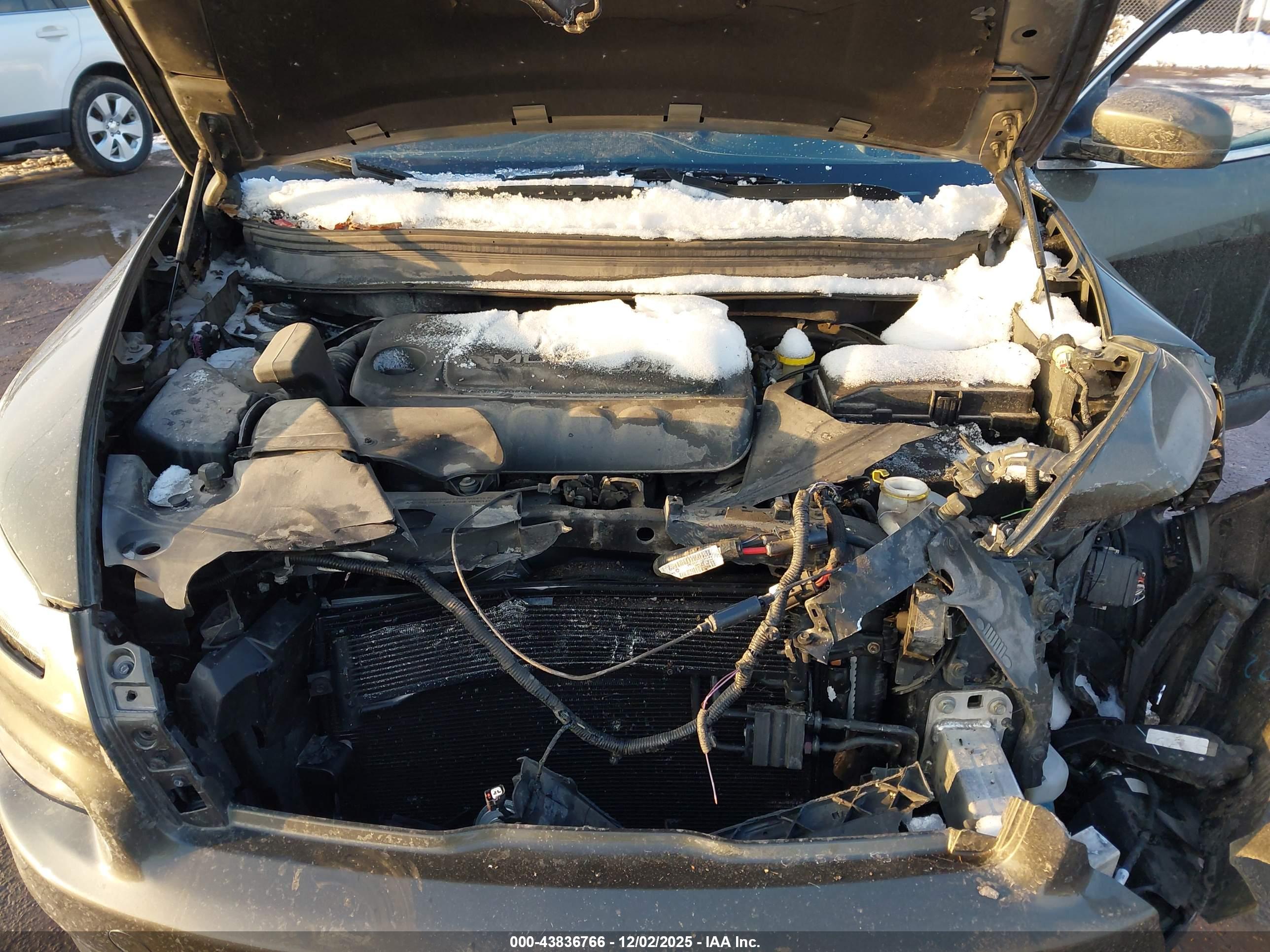 JEEP CHEROKEE image 10