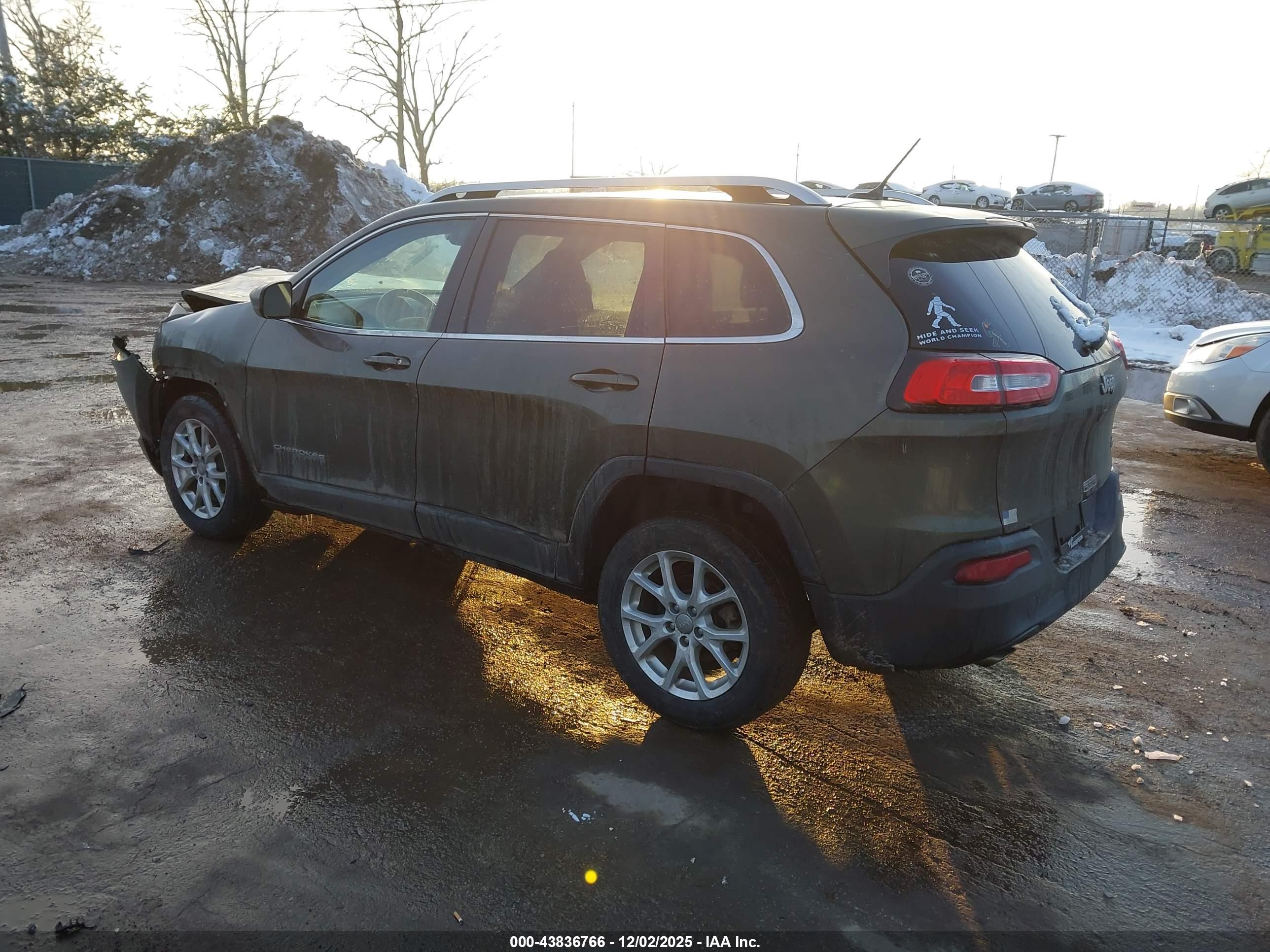 JEEP CHEROKEE image 3