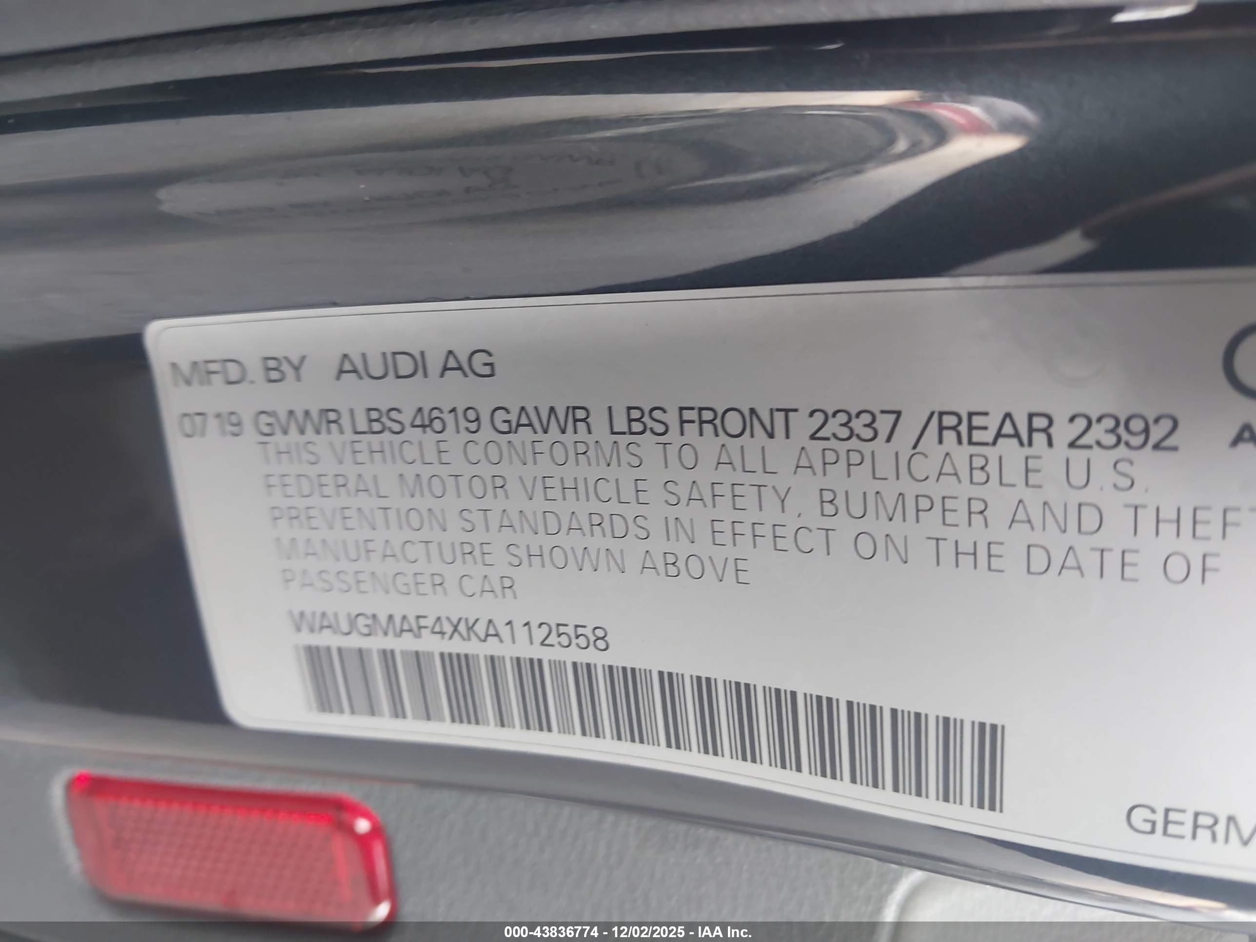 AUDI A4 image 9