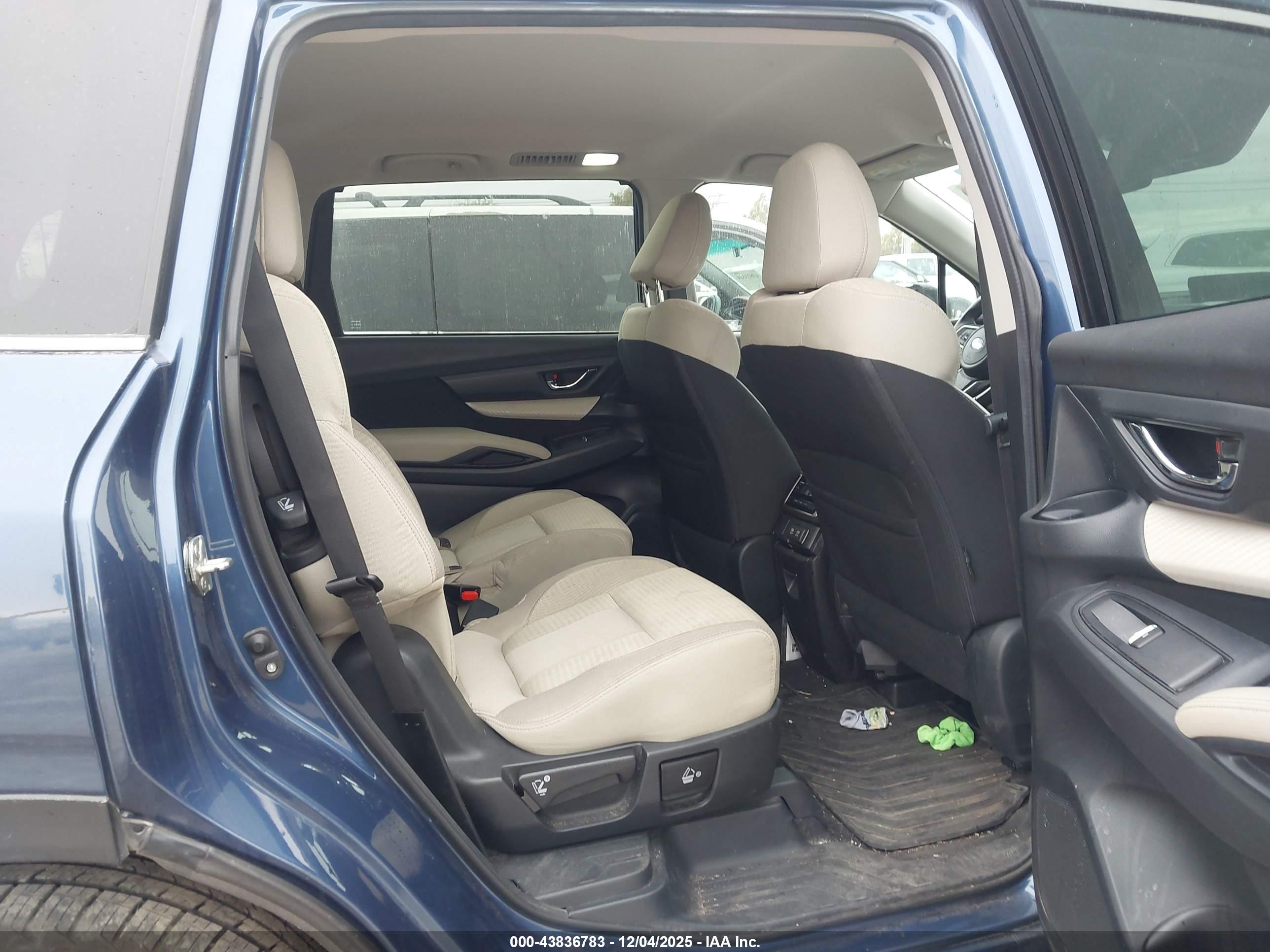 SUBARU ASCENT image 8