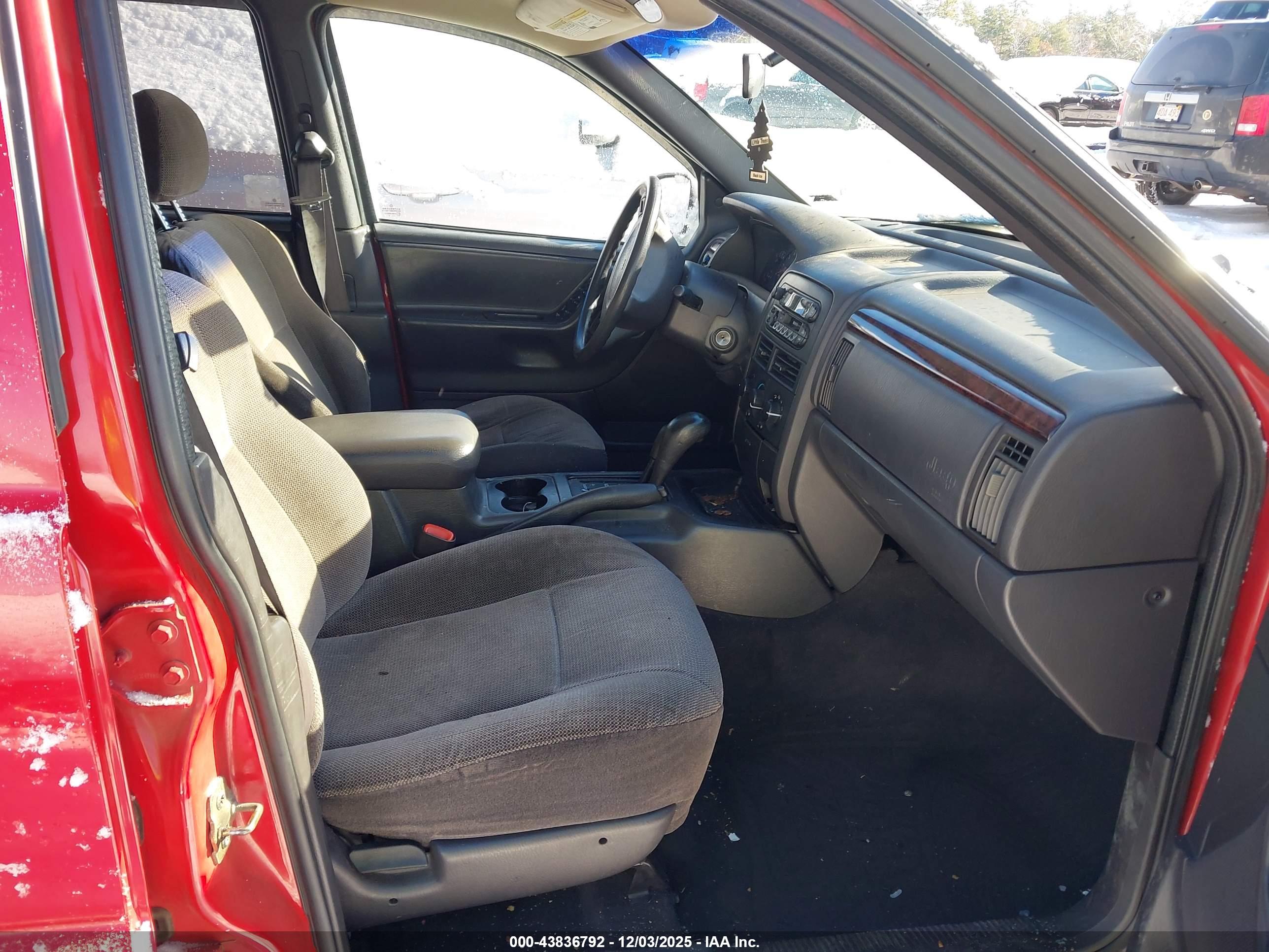 JEEP GRAND image 5