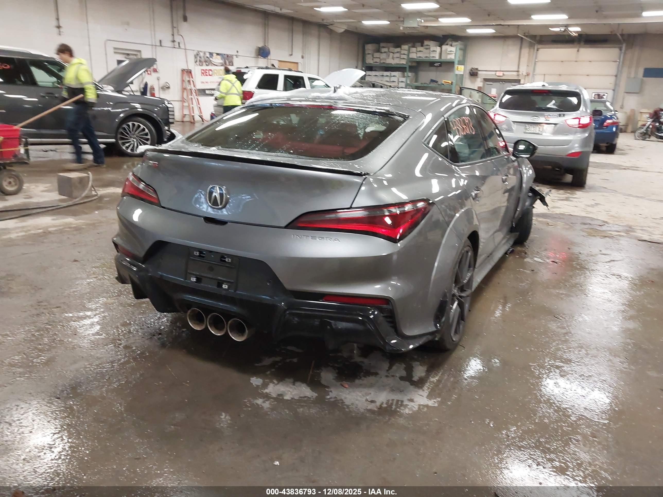 ACURA INTEGRA image 4