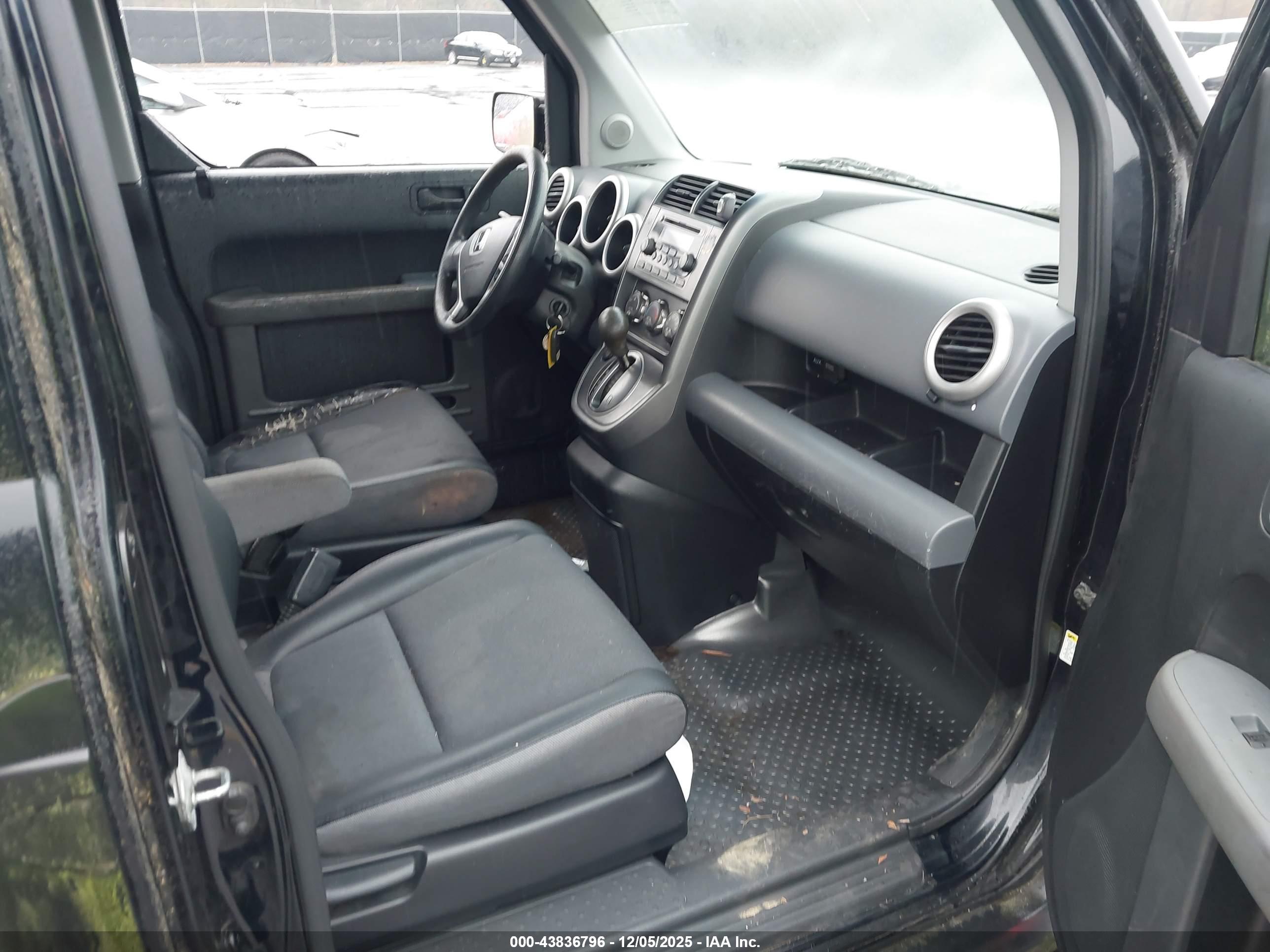 HONDA ELEMENT image 5