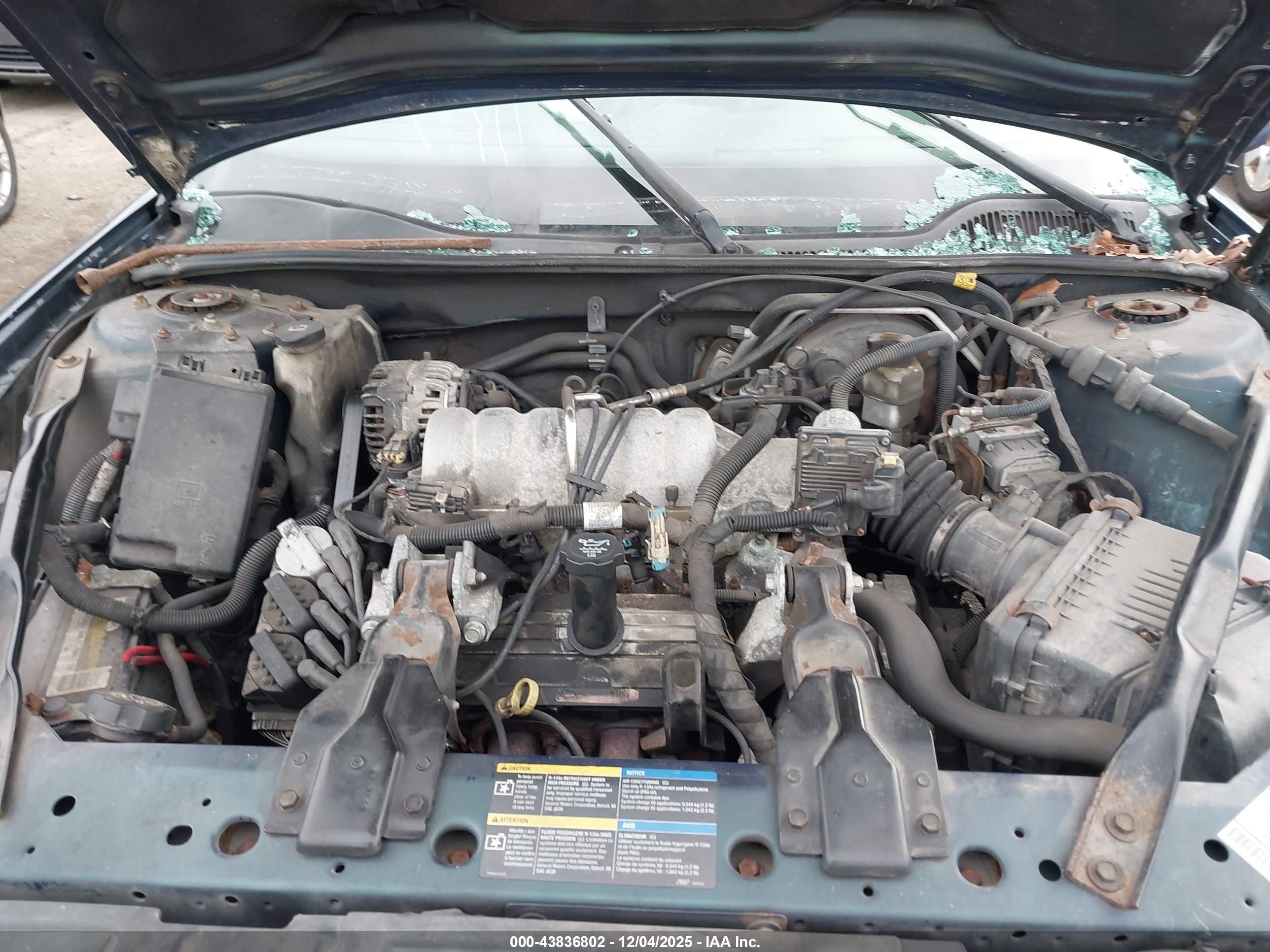 PONTIAC GRAND image 10