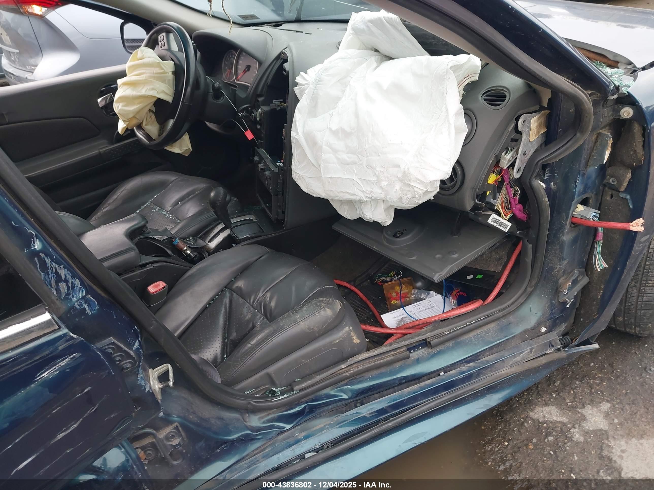 PONTIAC GRAND image 5