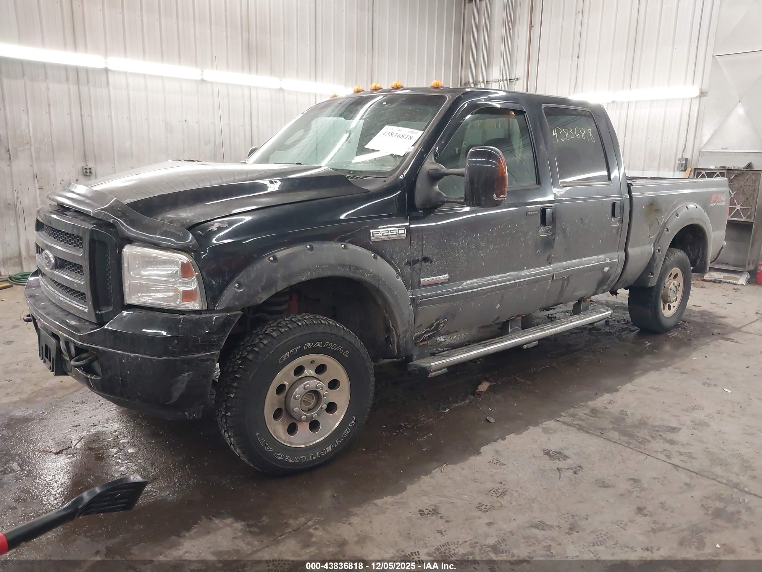 FORD F-250 image 2