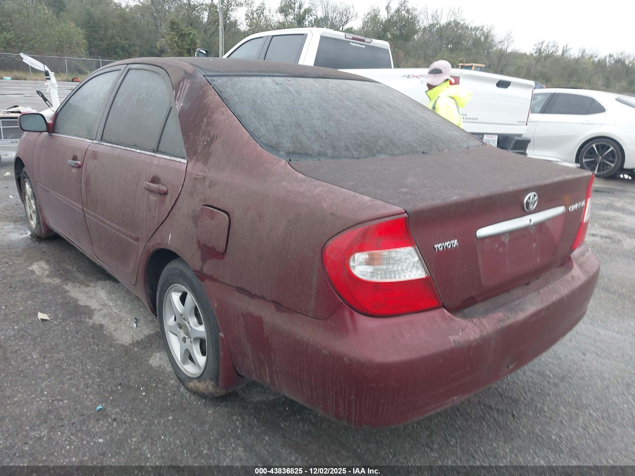 TOYOTA CAMRY image 3