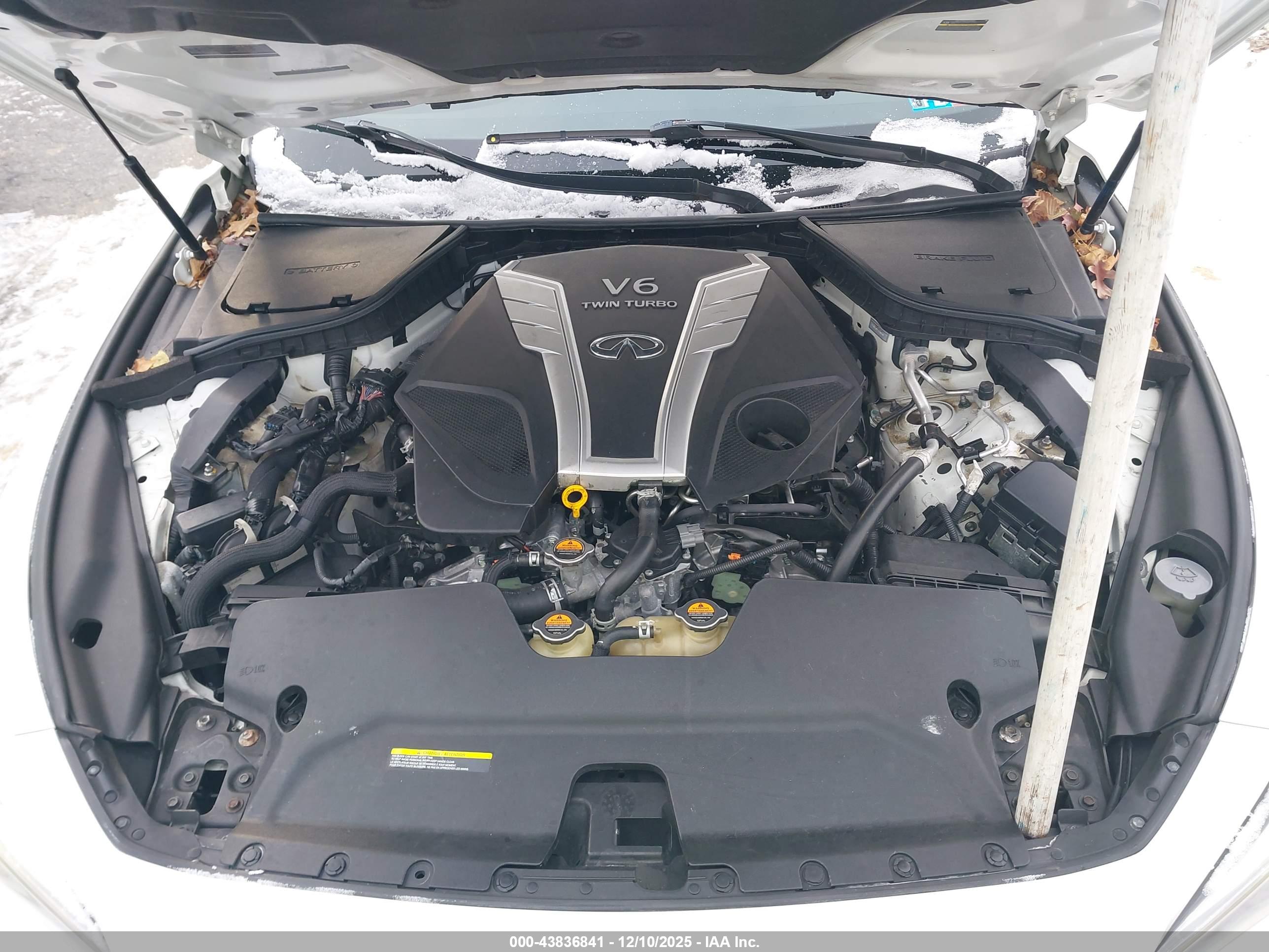INFINITI Q50 image 10