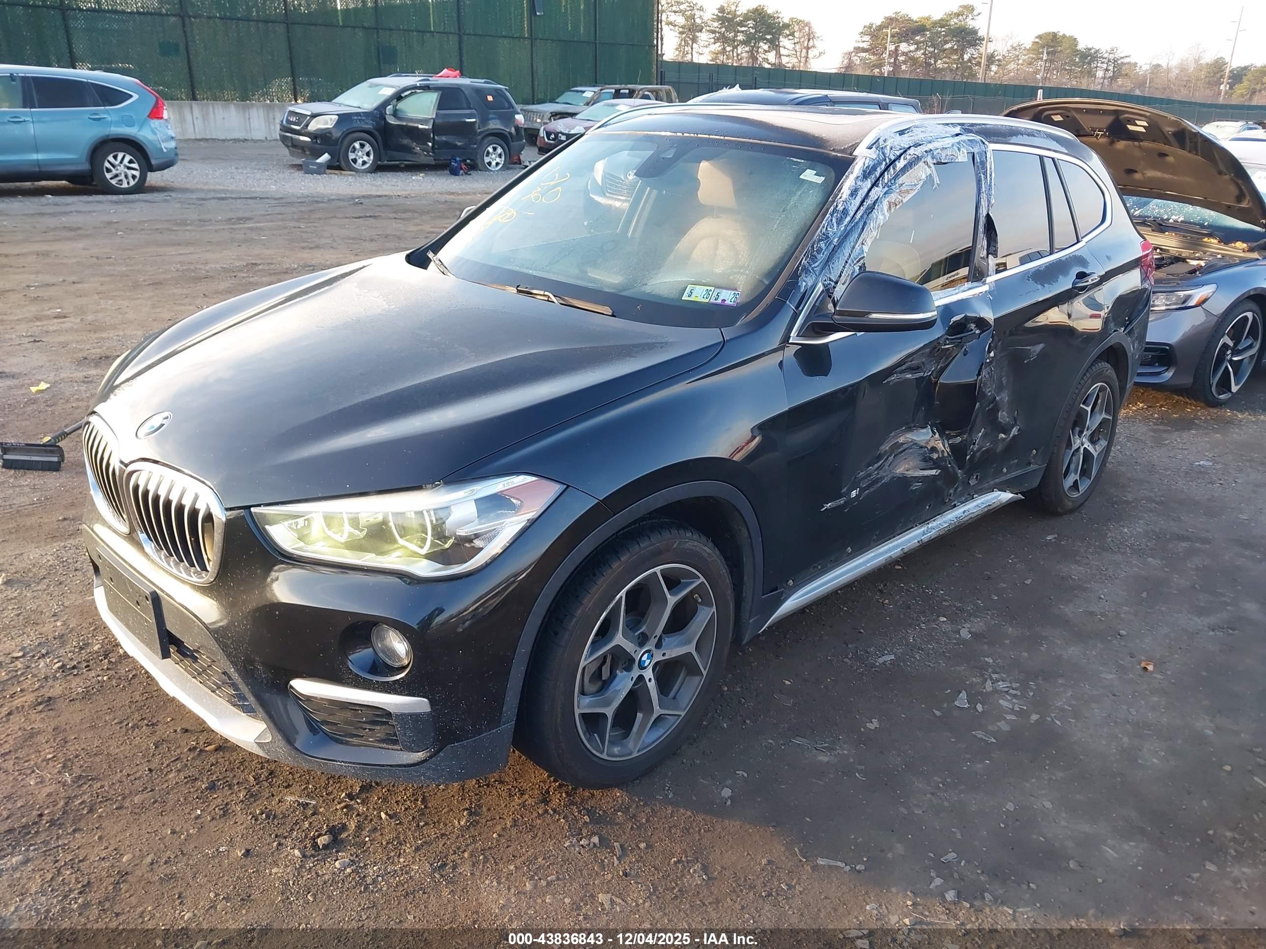 BMW X1 image 2