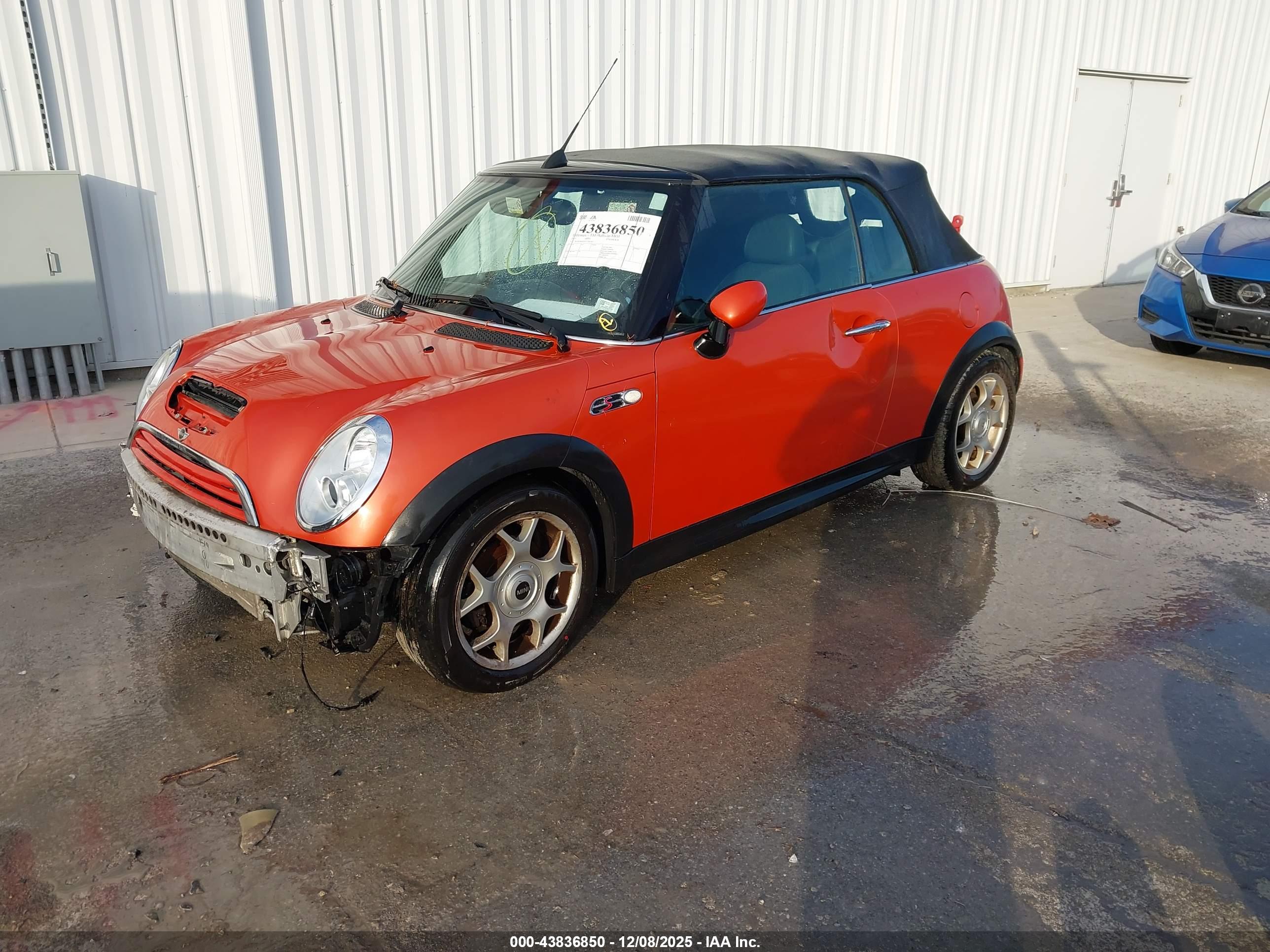 MINI COOPER image 2