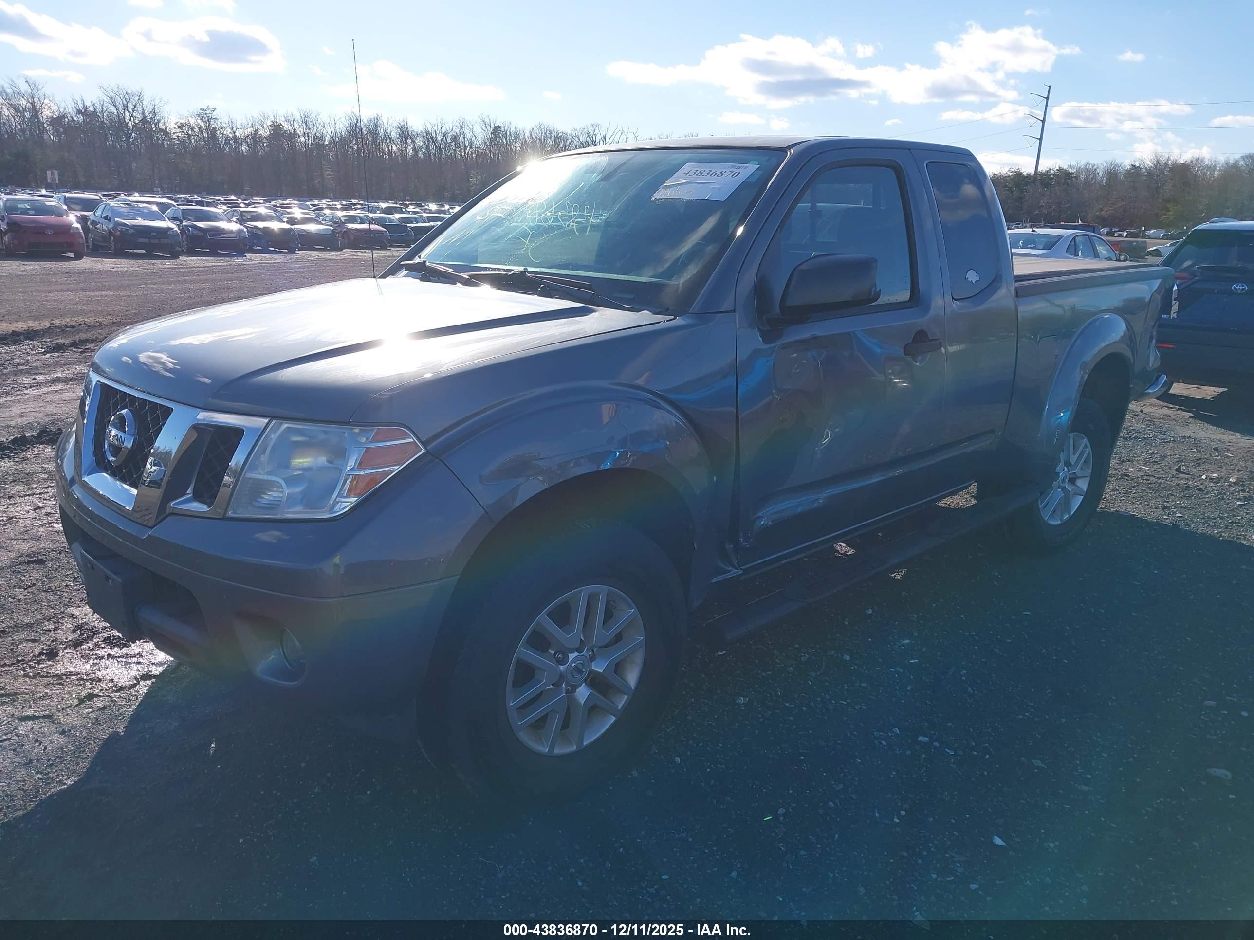 NISSAN FRONTIER image 2