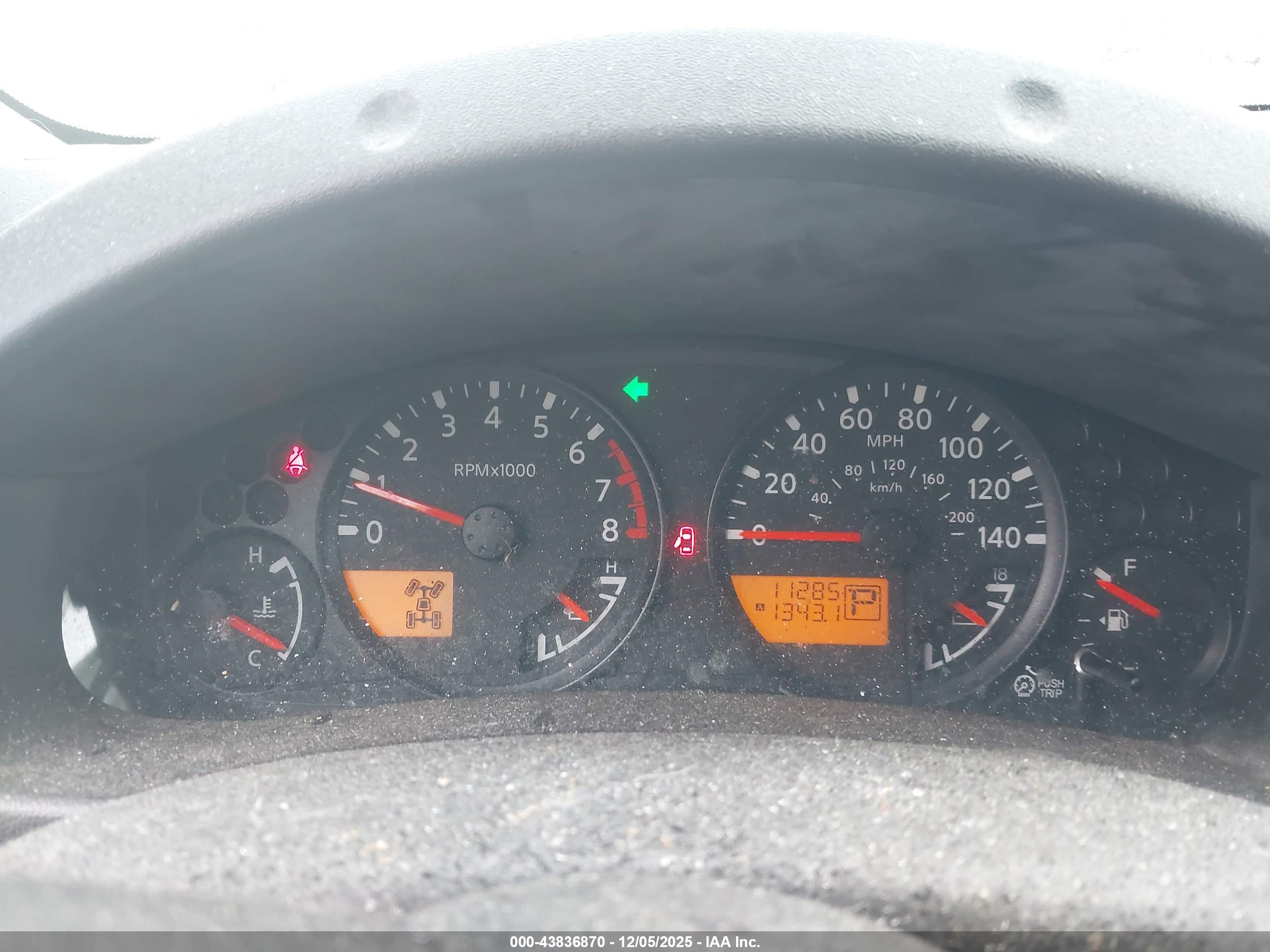 NISSAN FRONTIER image 7