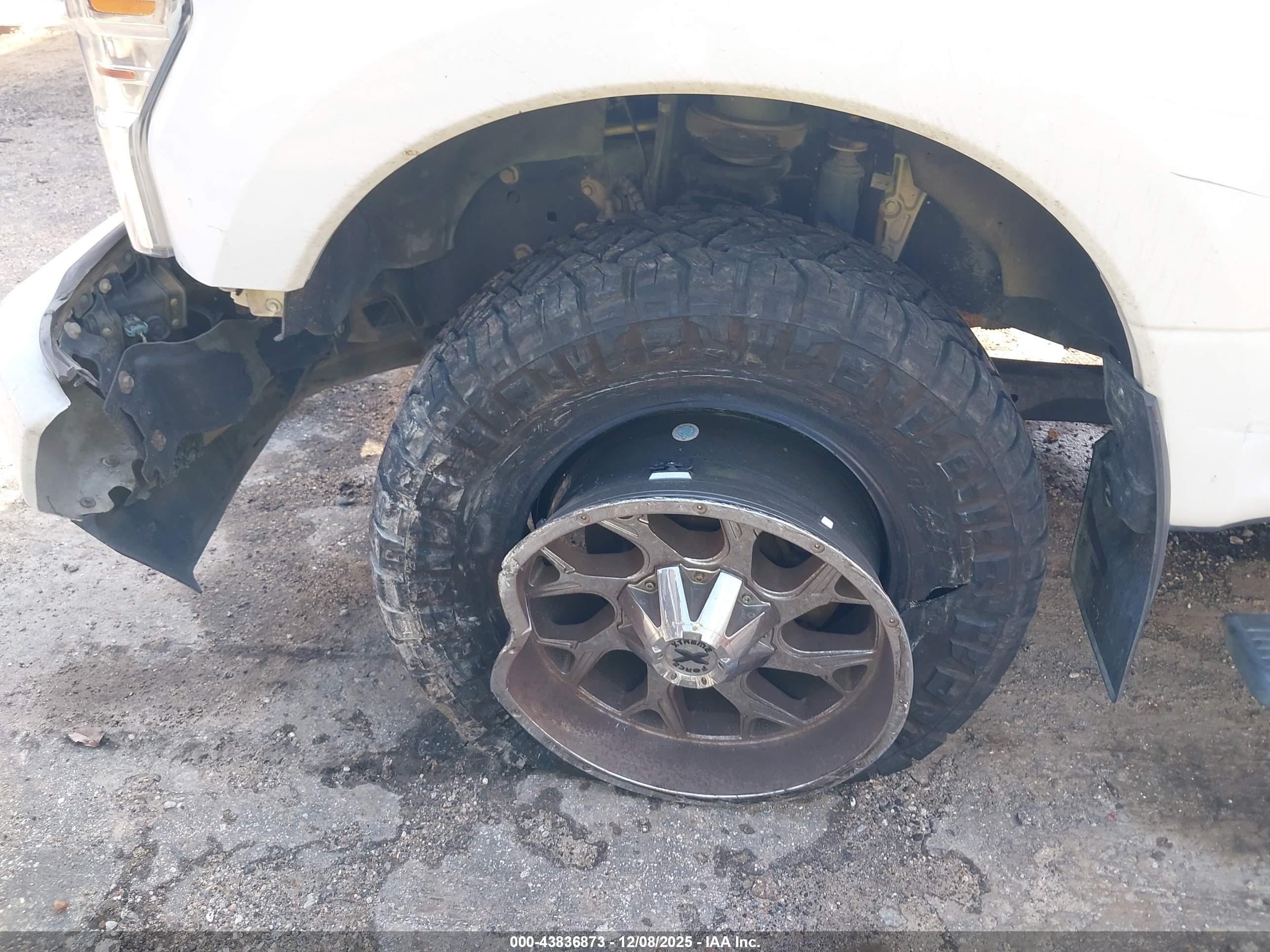 FORD F-350 image 6