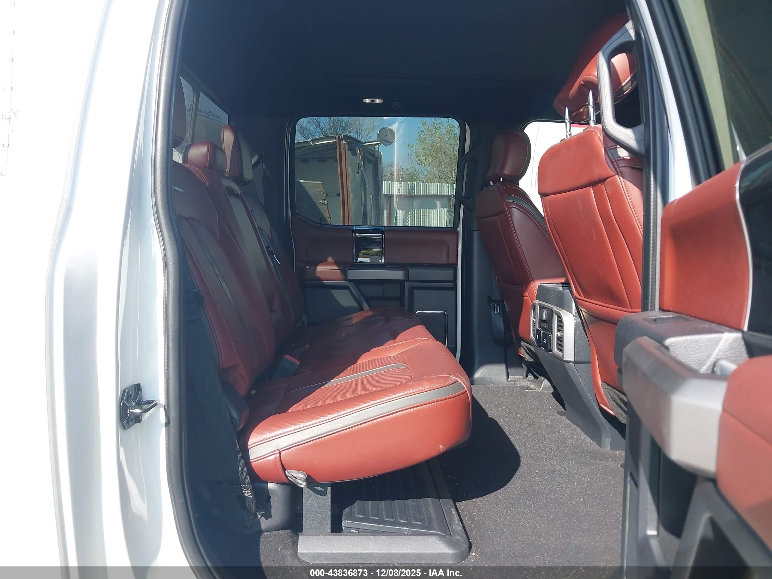 FORD F-350 image 8