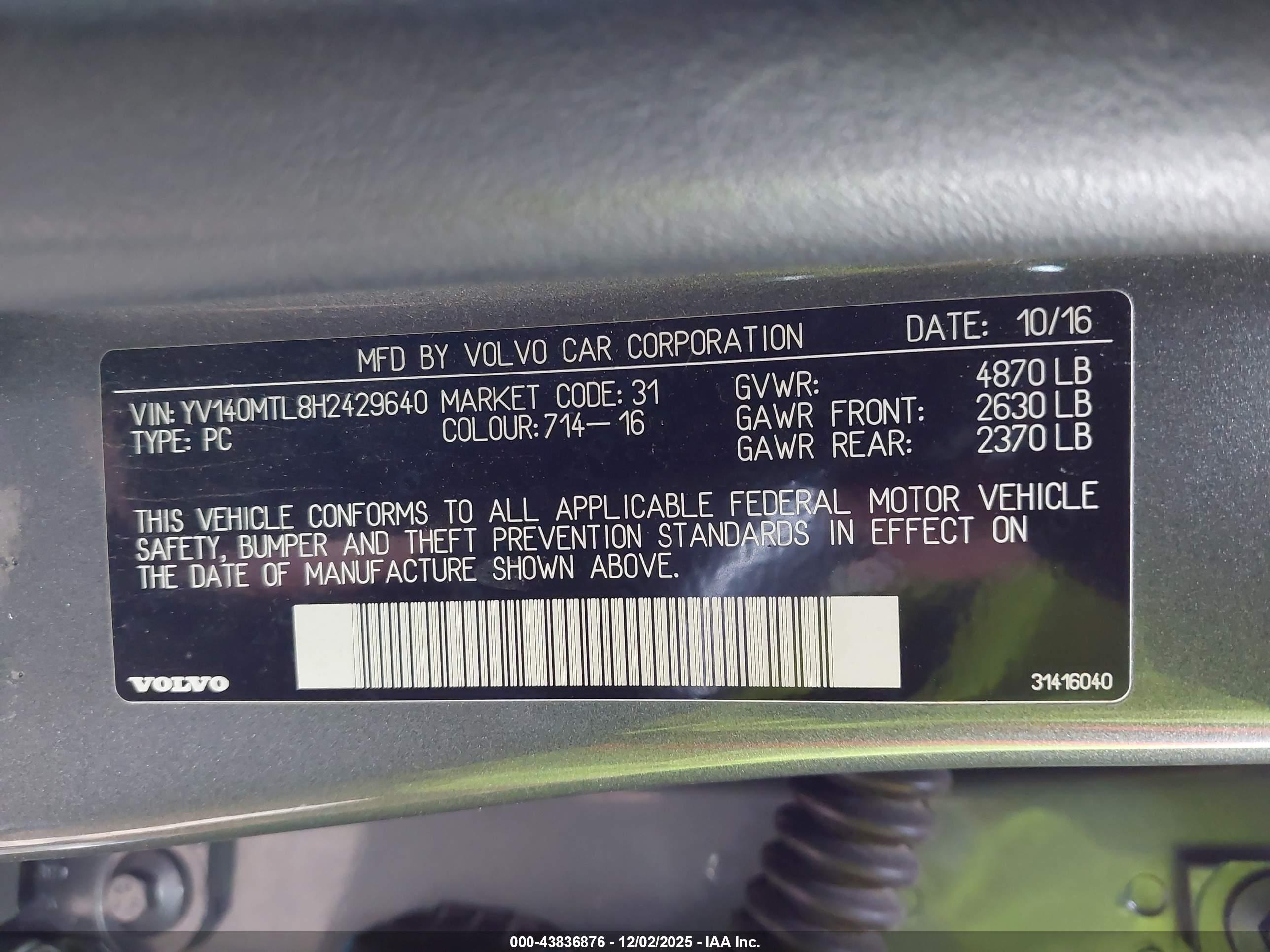 VOLVO S60 image 9