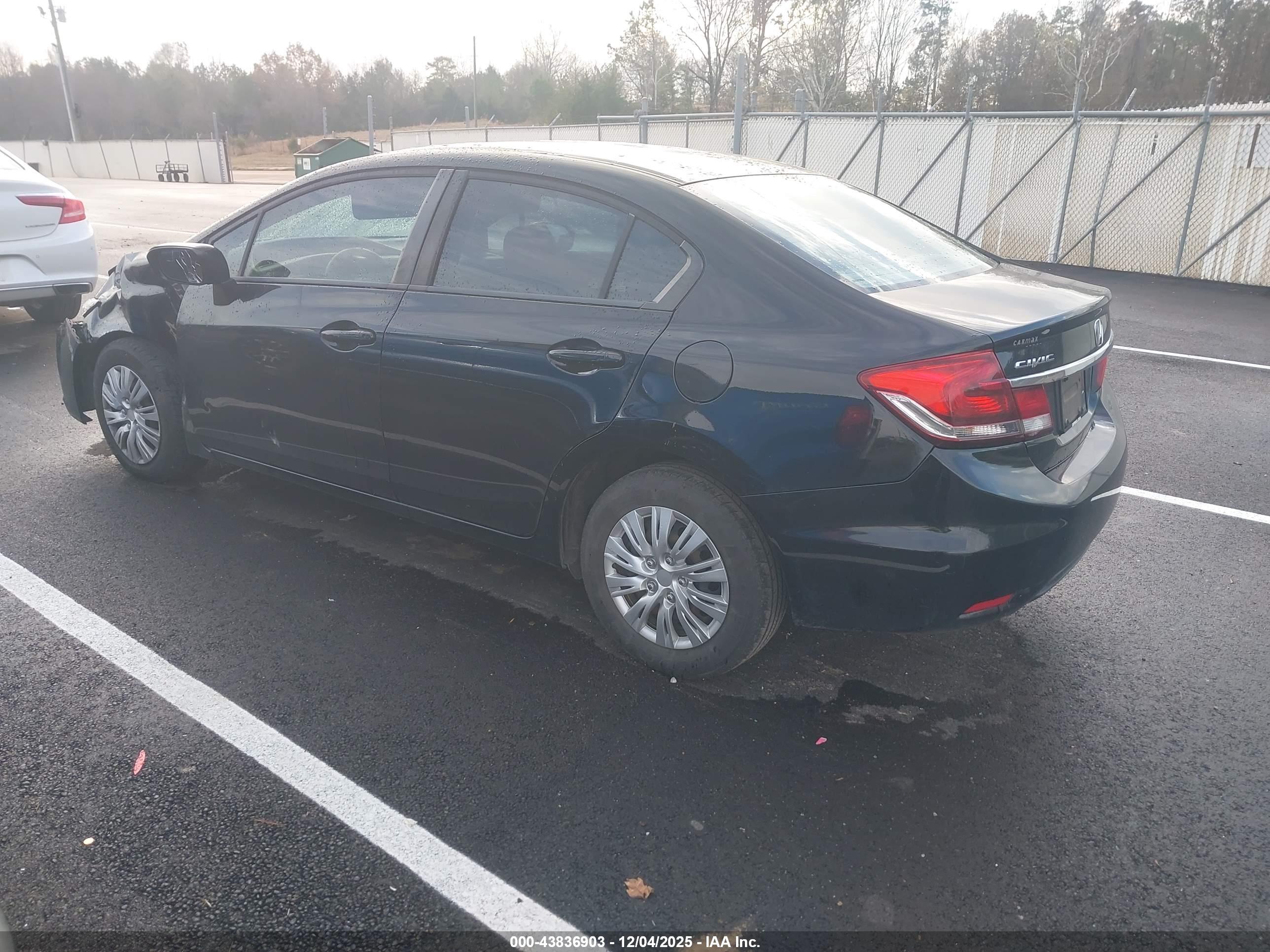 HONDA CIVIC image 3