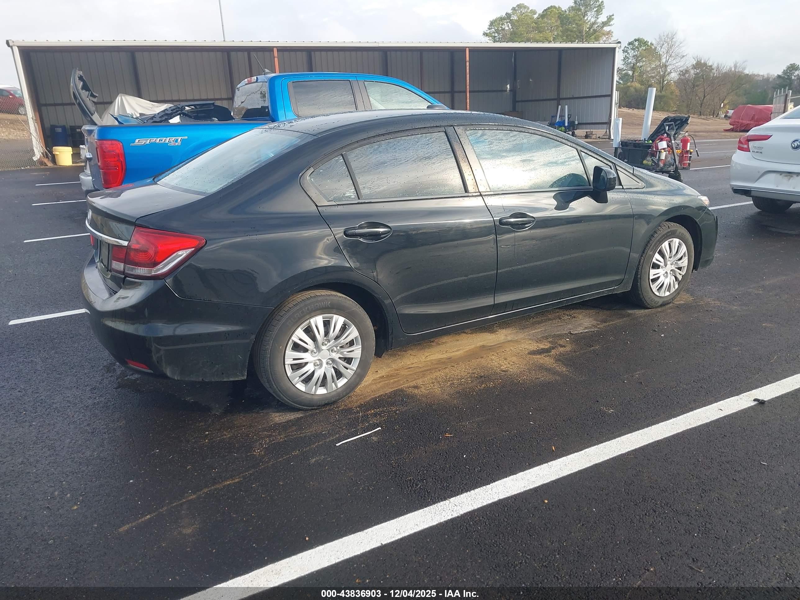 HONDA CIVIC image 4