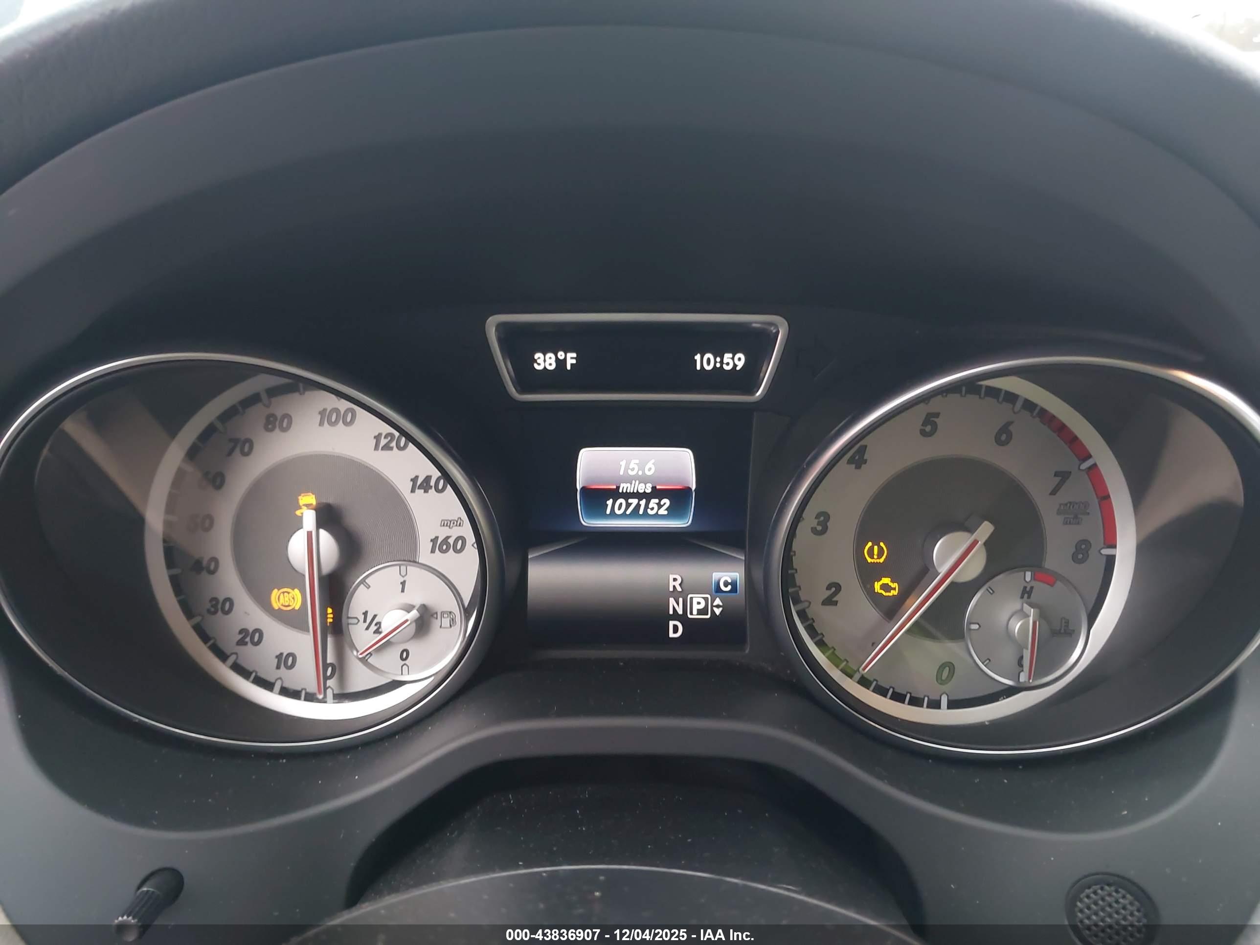 MERCEDES-BENZ GLA image 7