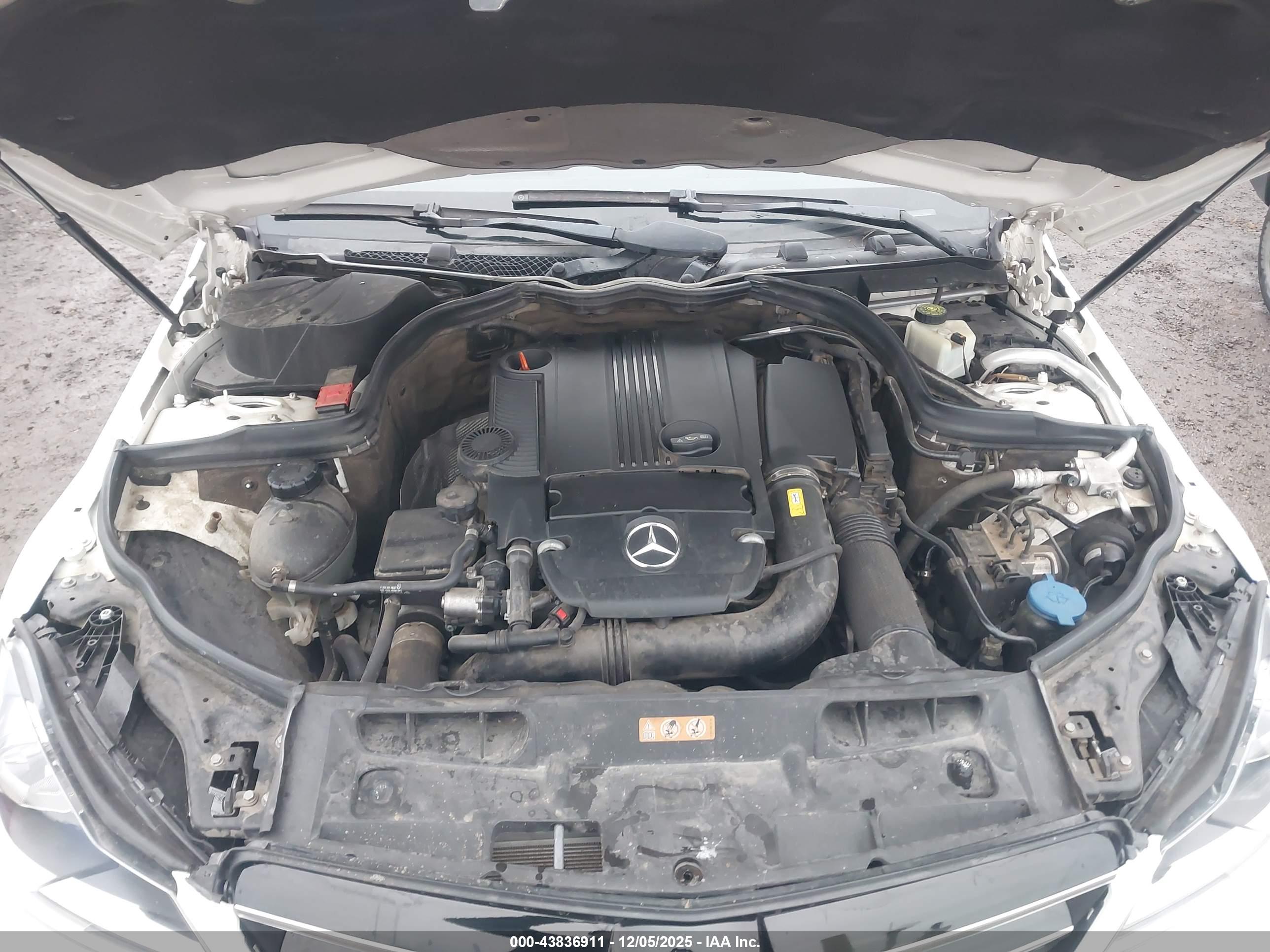 MERCEDES-BENZ C image 10