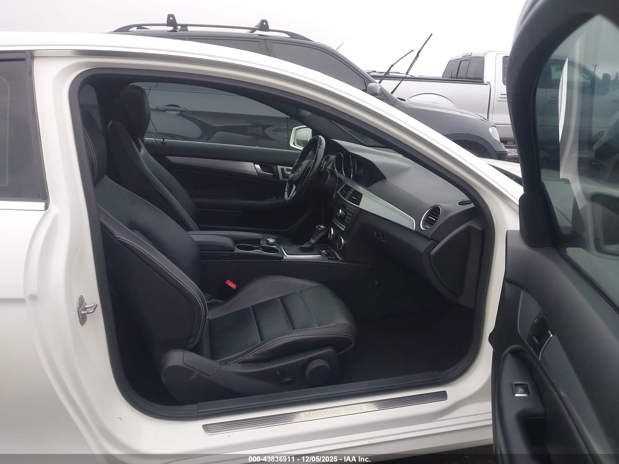 MERCEDES-BENZ C image 5