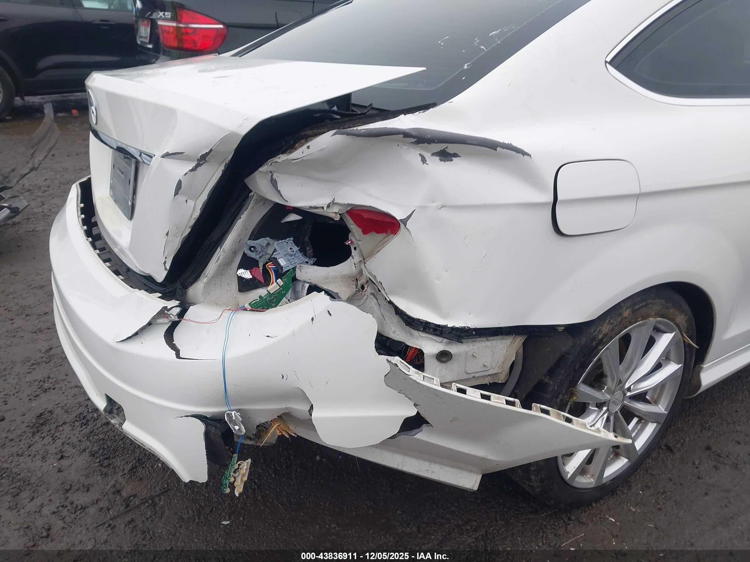MERCEDES-BENZ C image 6