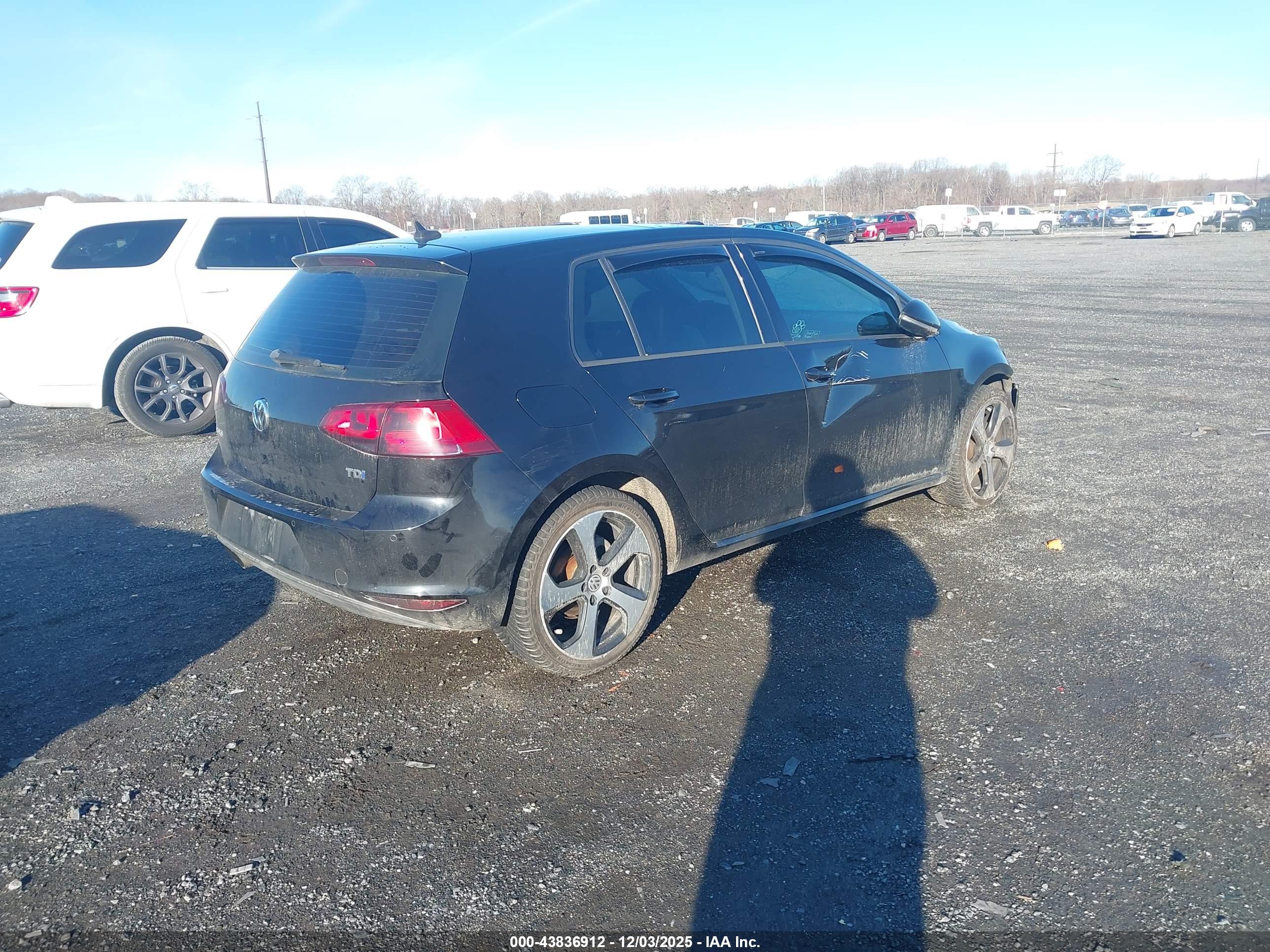 VOLKSWAGEN GOLF image 4