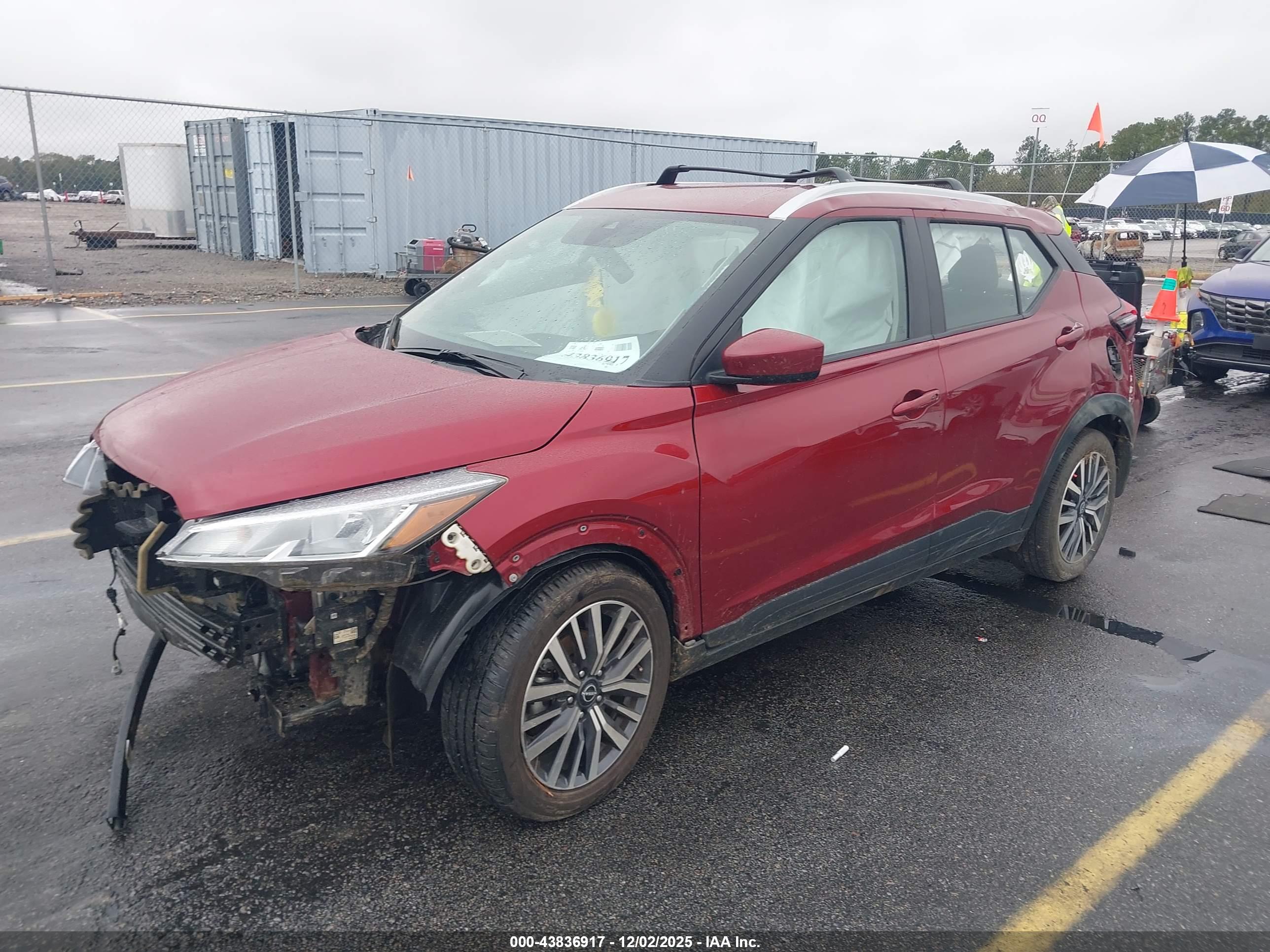 NISSAN KICKS image 2