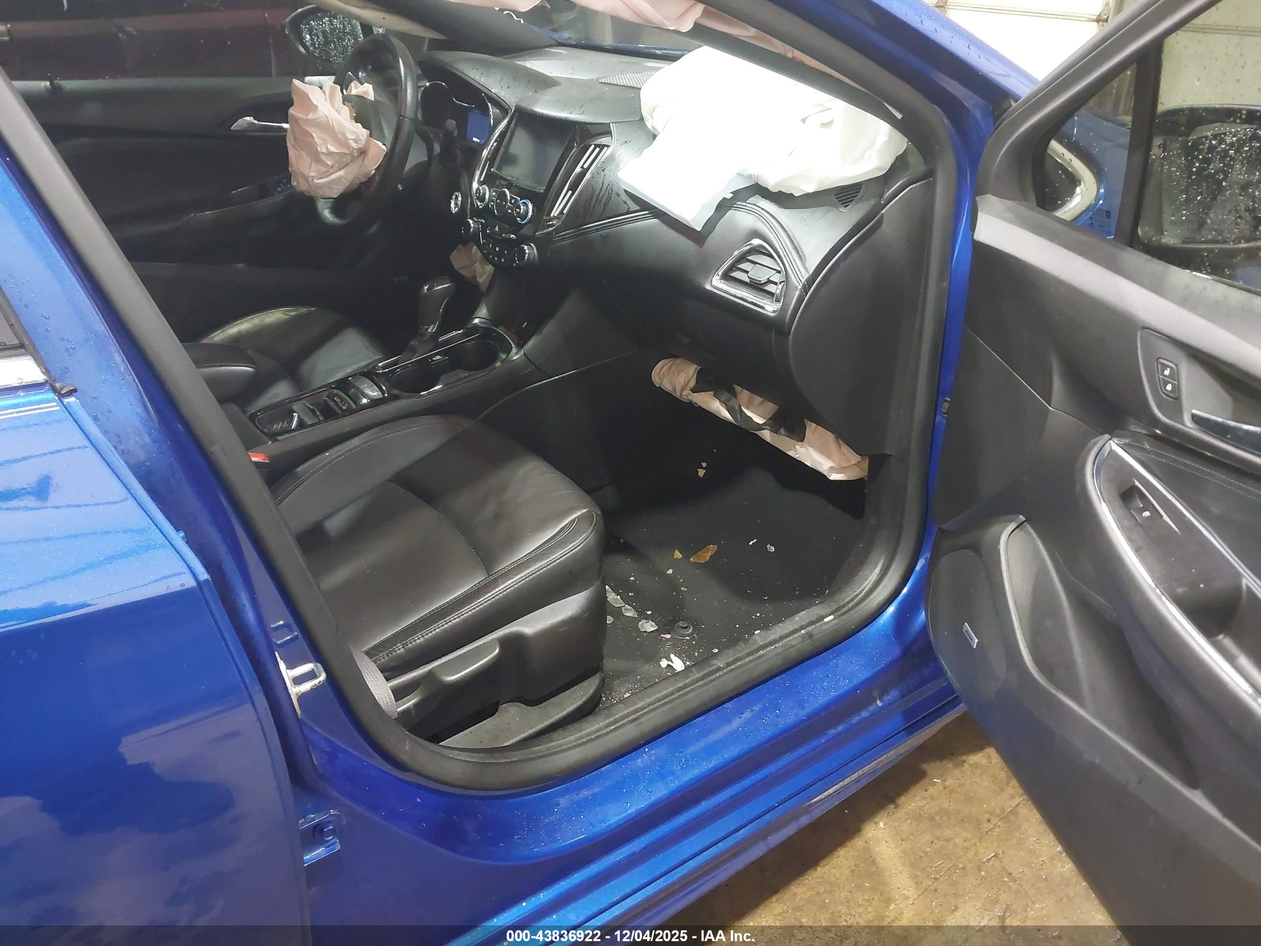 CHEVROLET CRUZE image 5