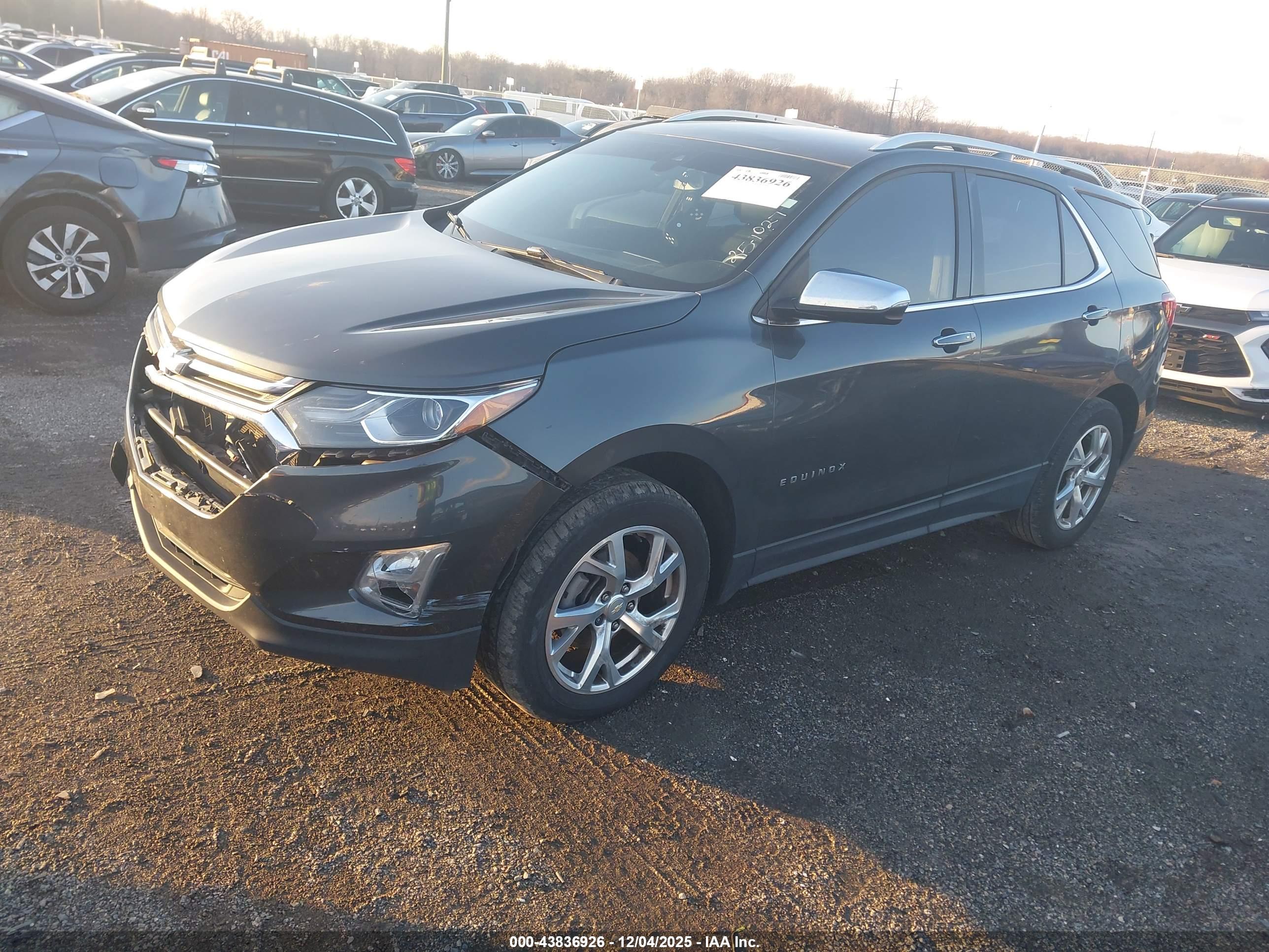 CHEVROLET EQUINOX image 2
