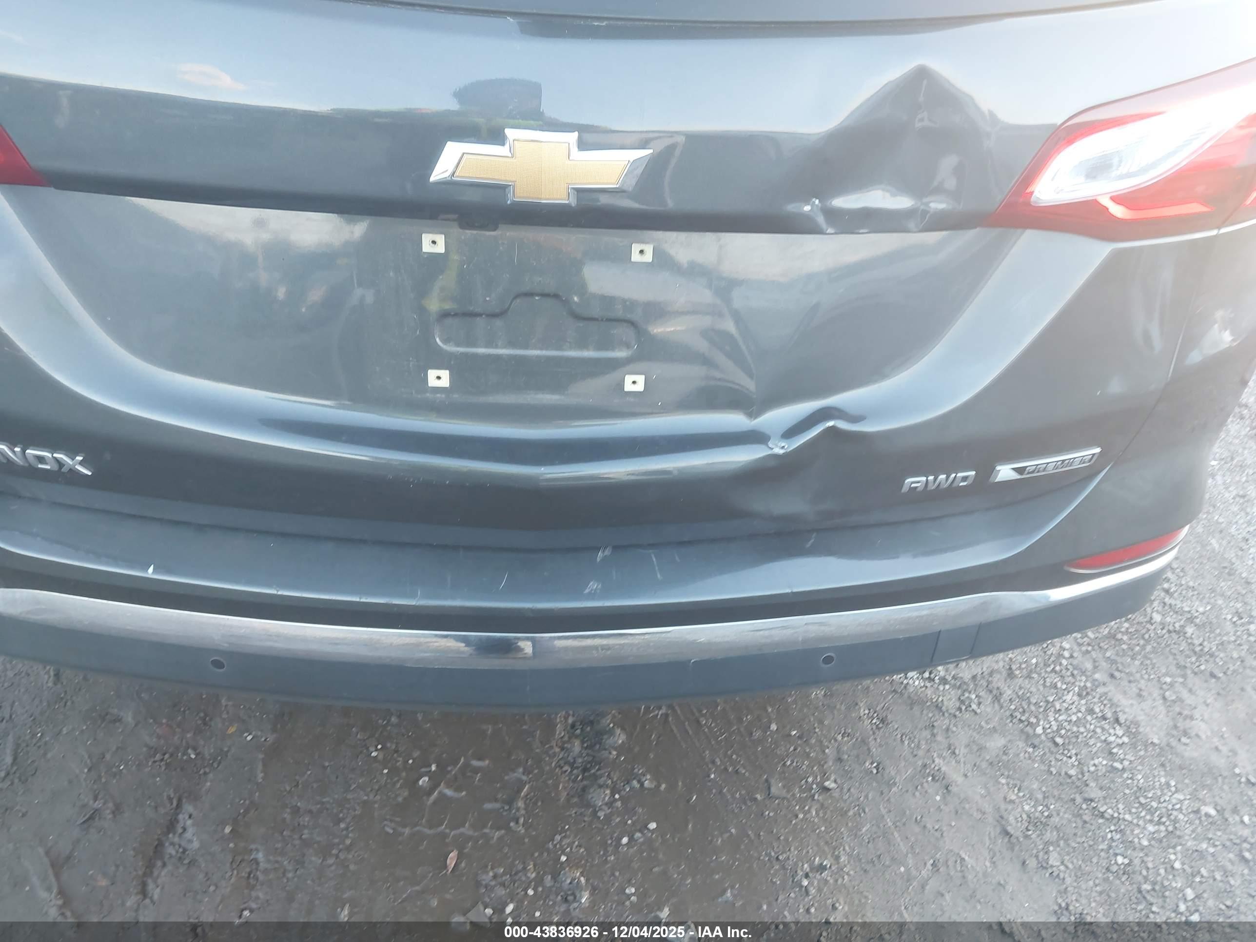 CHEVROLET EQUINOX image 6