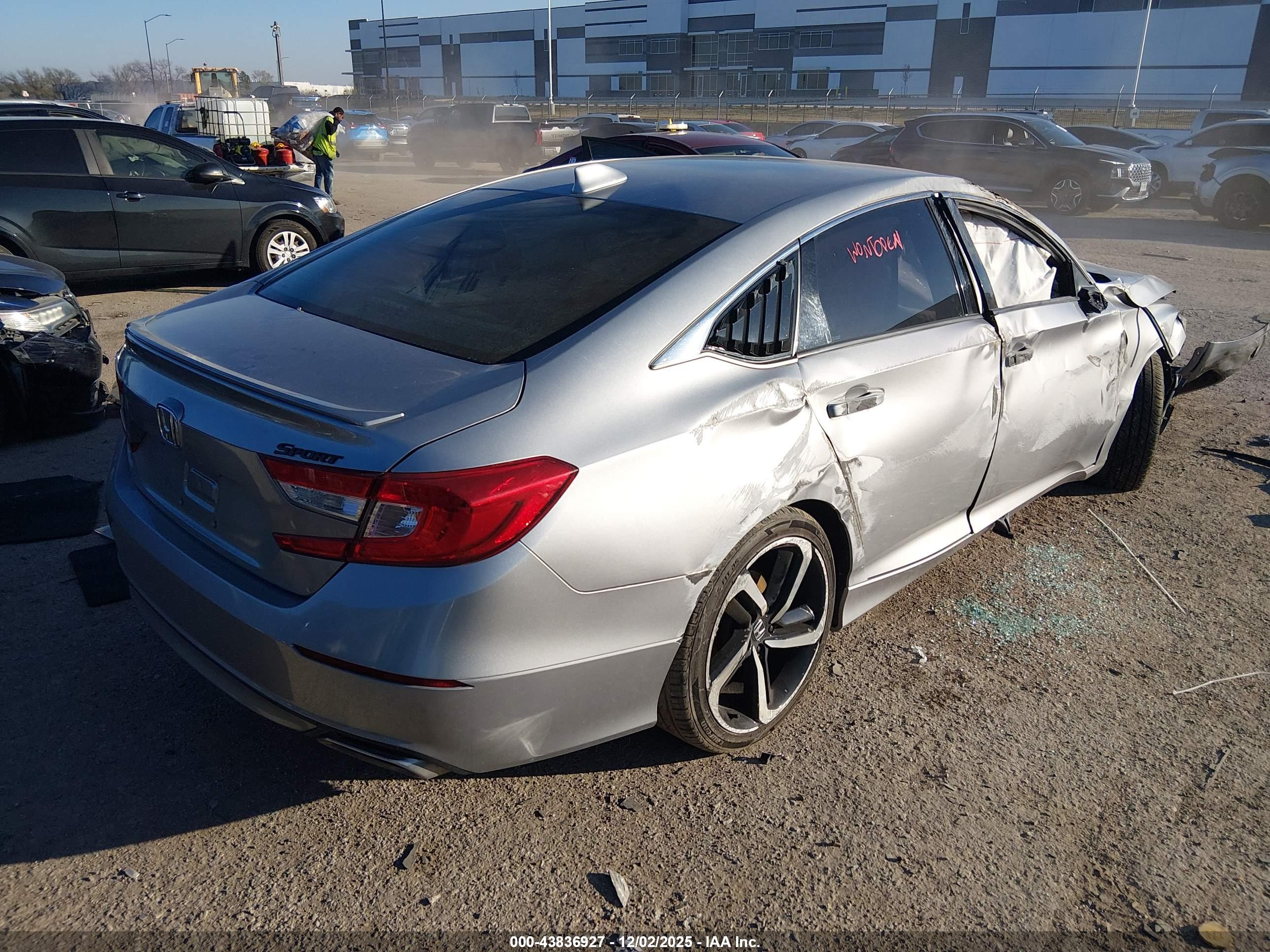 HONDA ACCORD image 4
