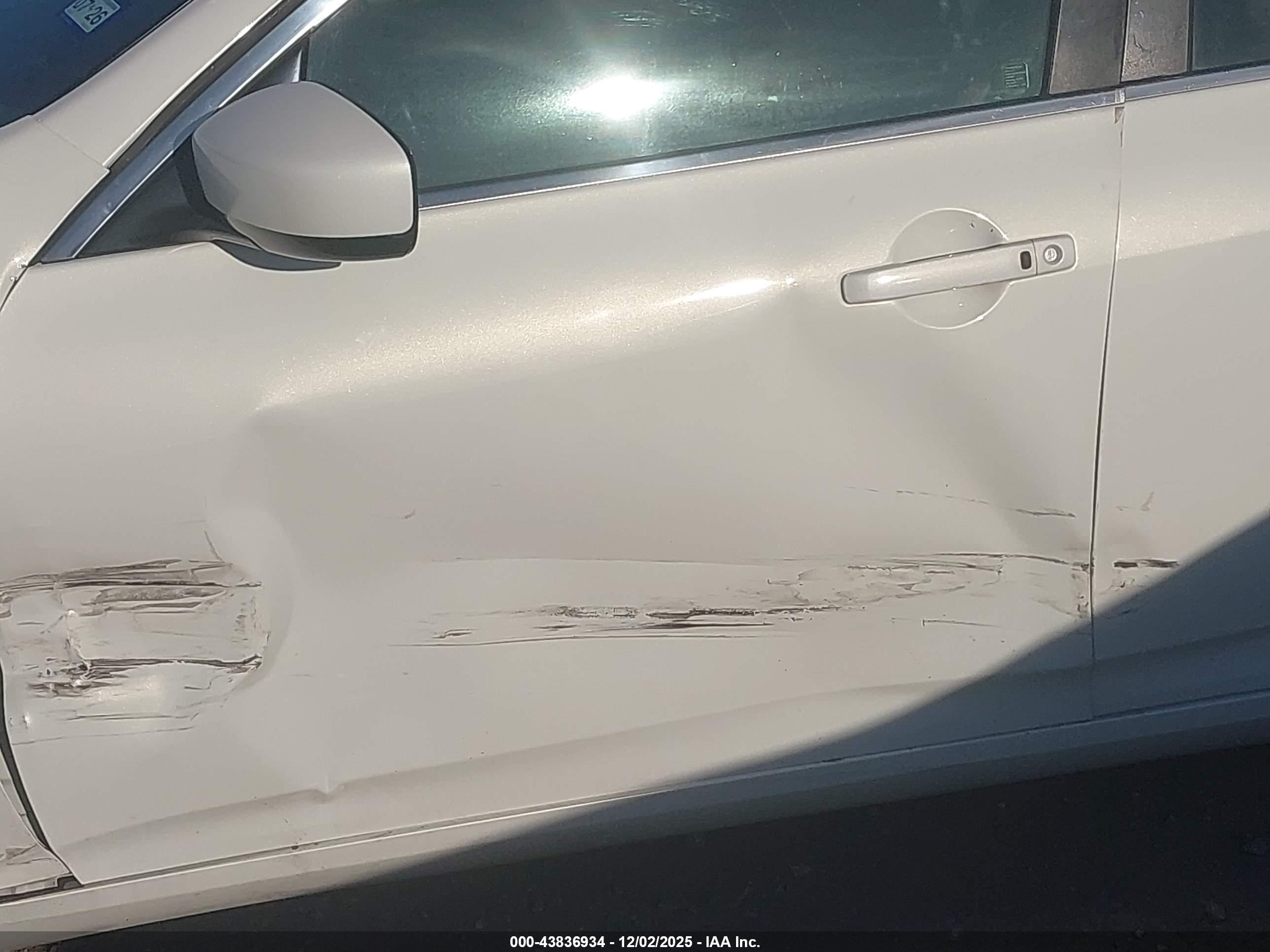 INFINITI G37 image 6