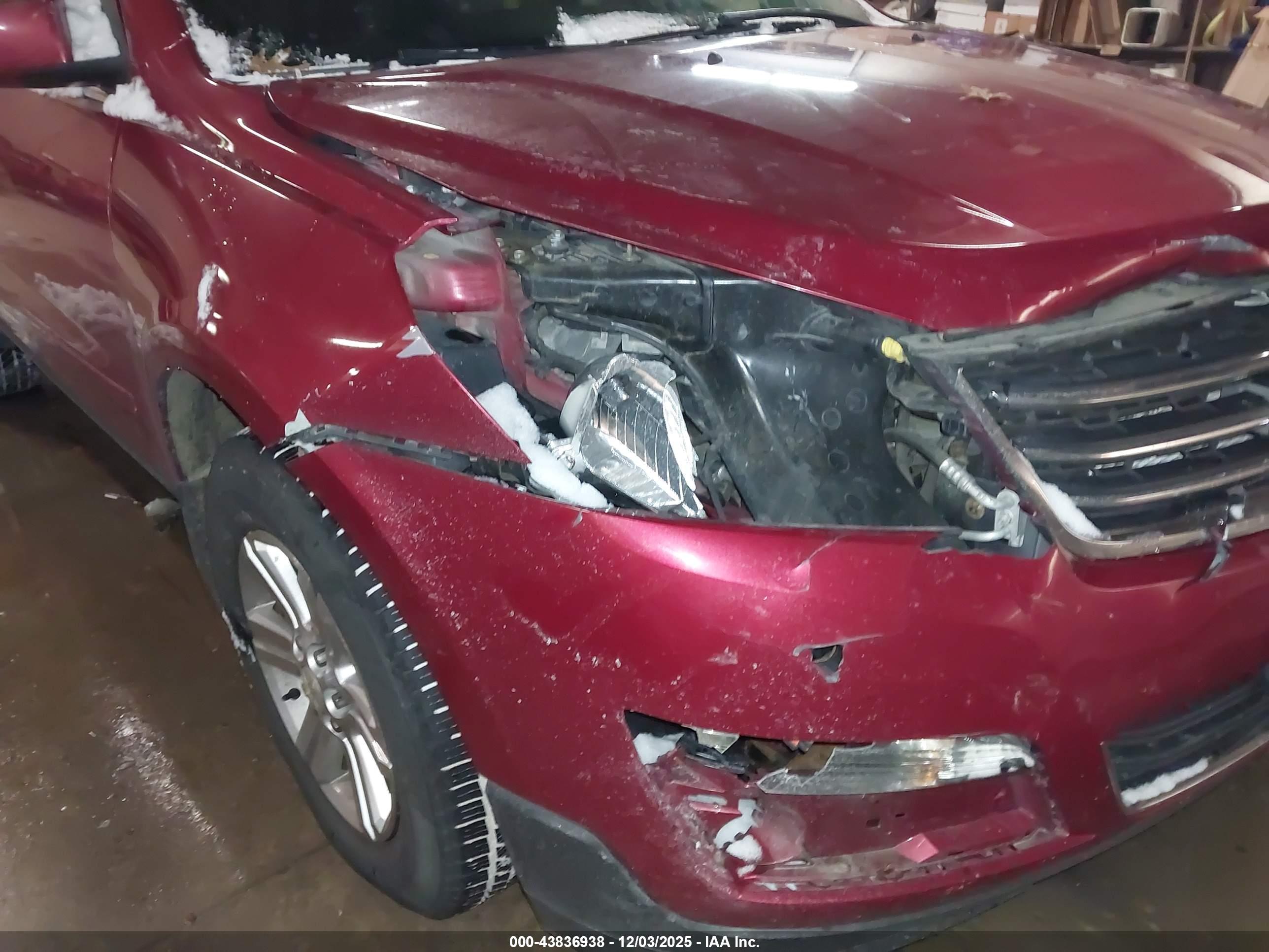 CHEVROLET TRAVERSE image 6