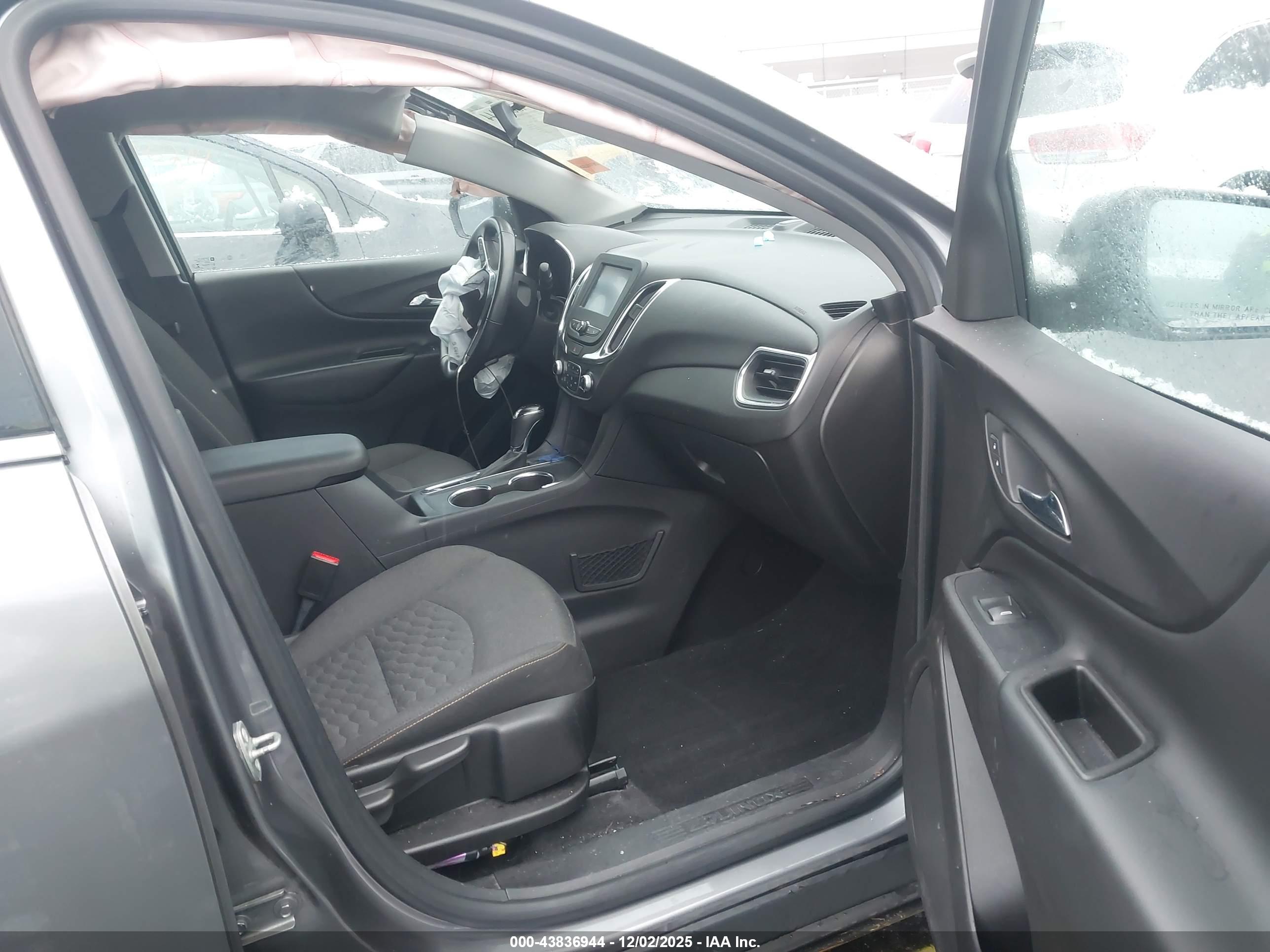 CHEVROLET EQUINOX image 5