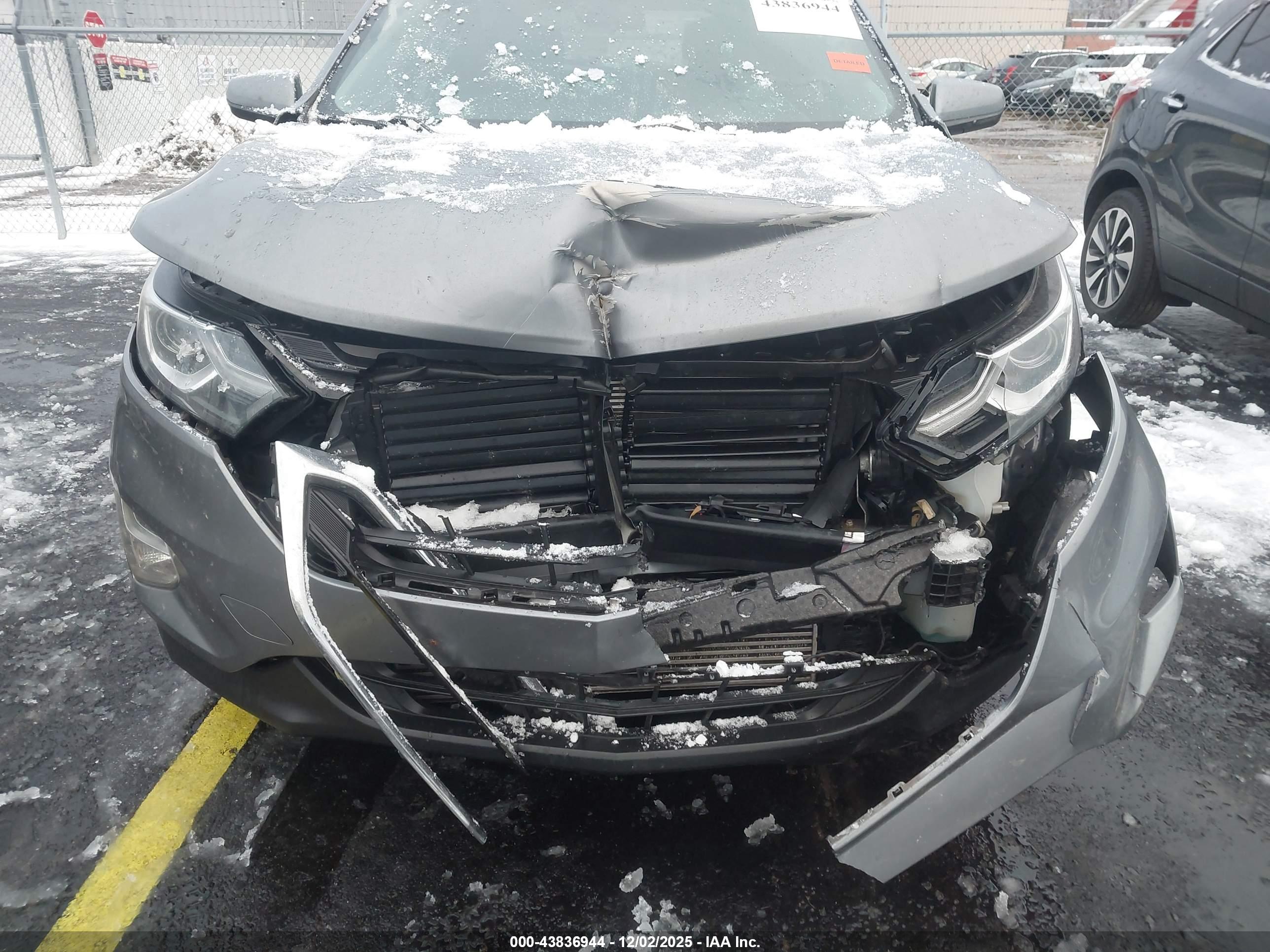 CHEVROLET EQUINOX image 6