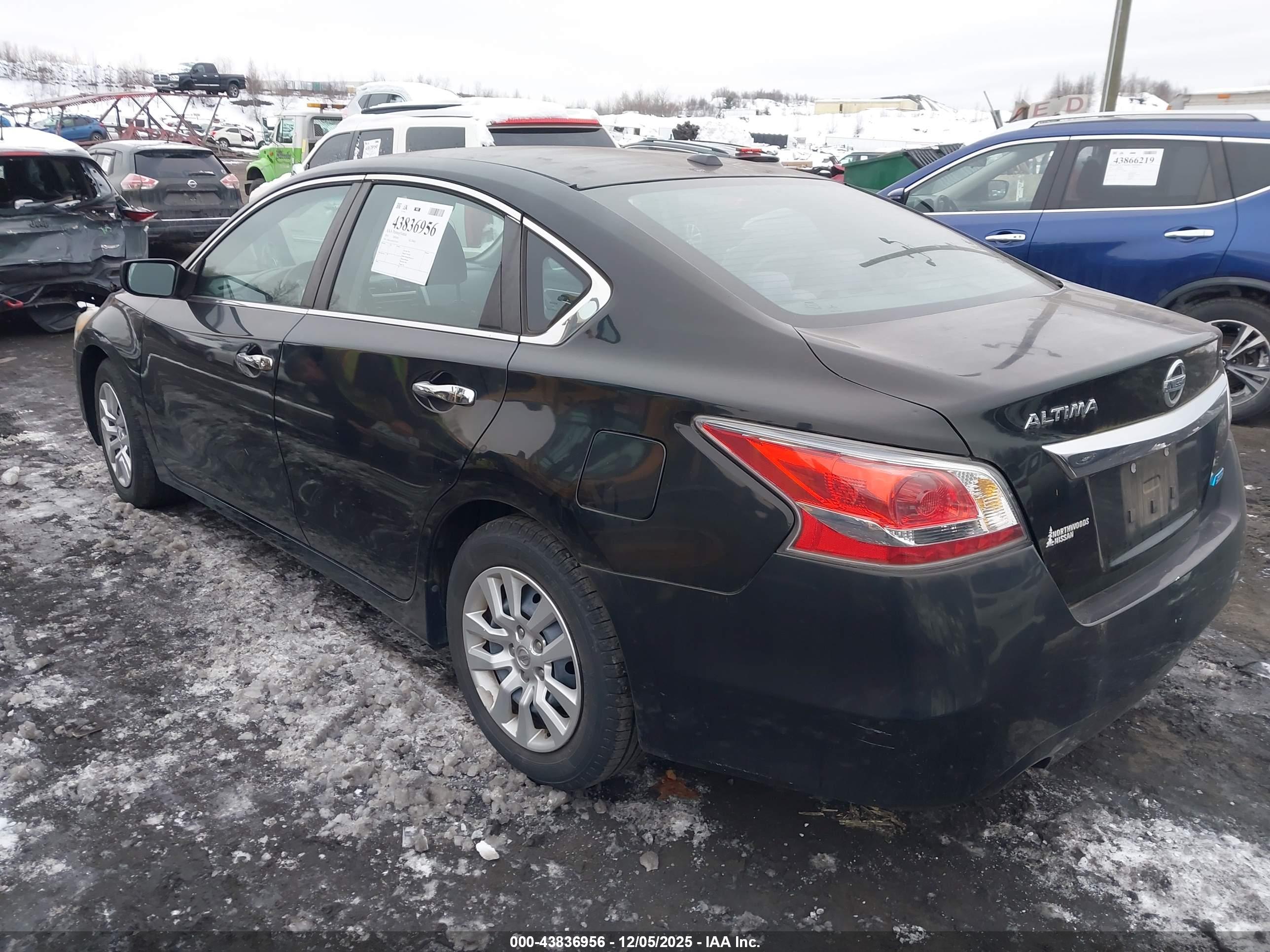 NISSAN ALTIMA image 3