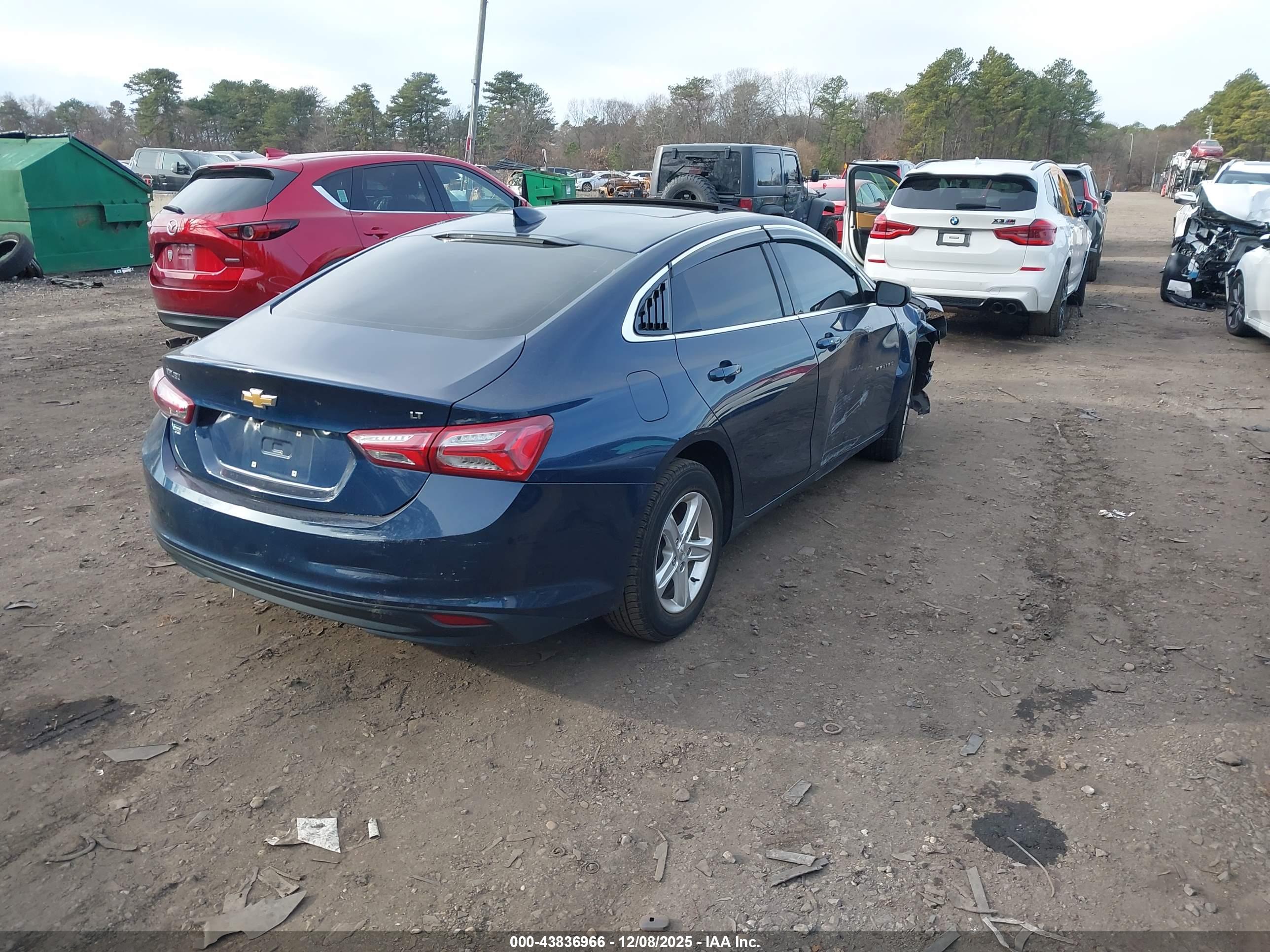 CHEVROLET MALIBU image 4