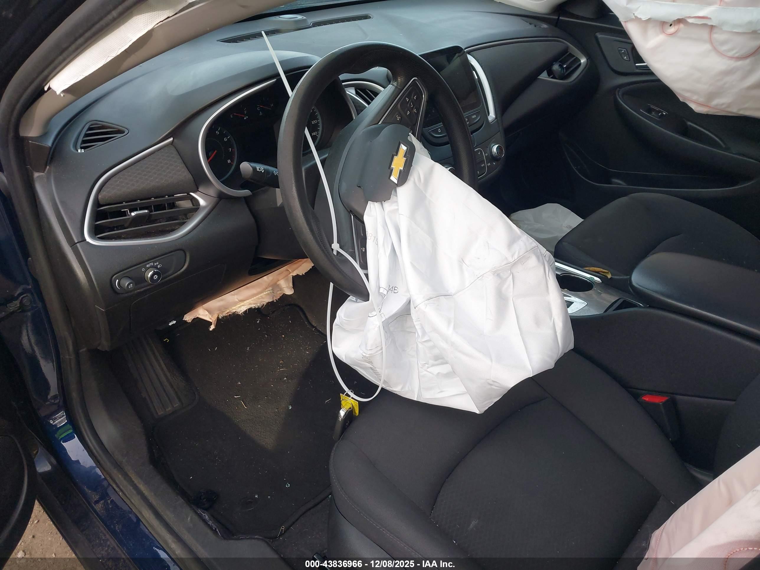 CHEVROLET MALIBU image 5