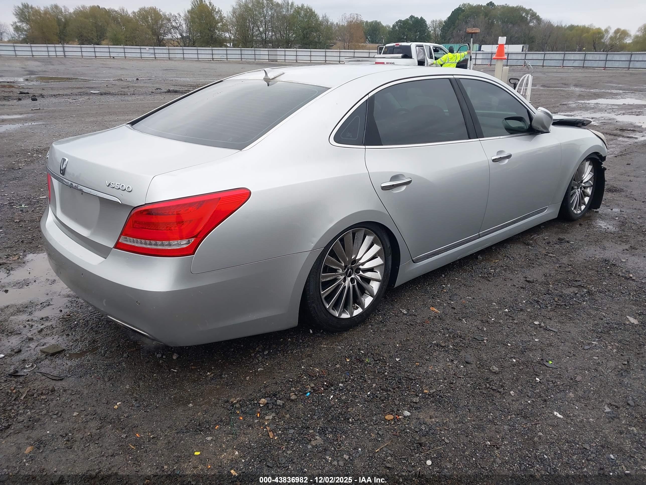 HYUNDAI EQUUS image 4