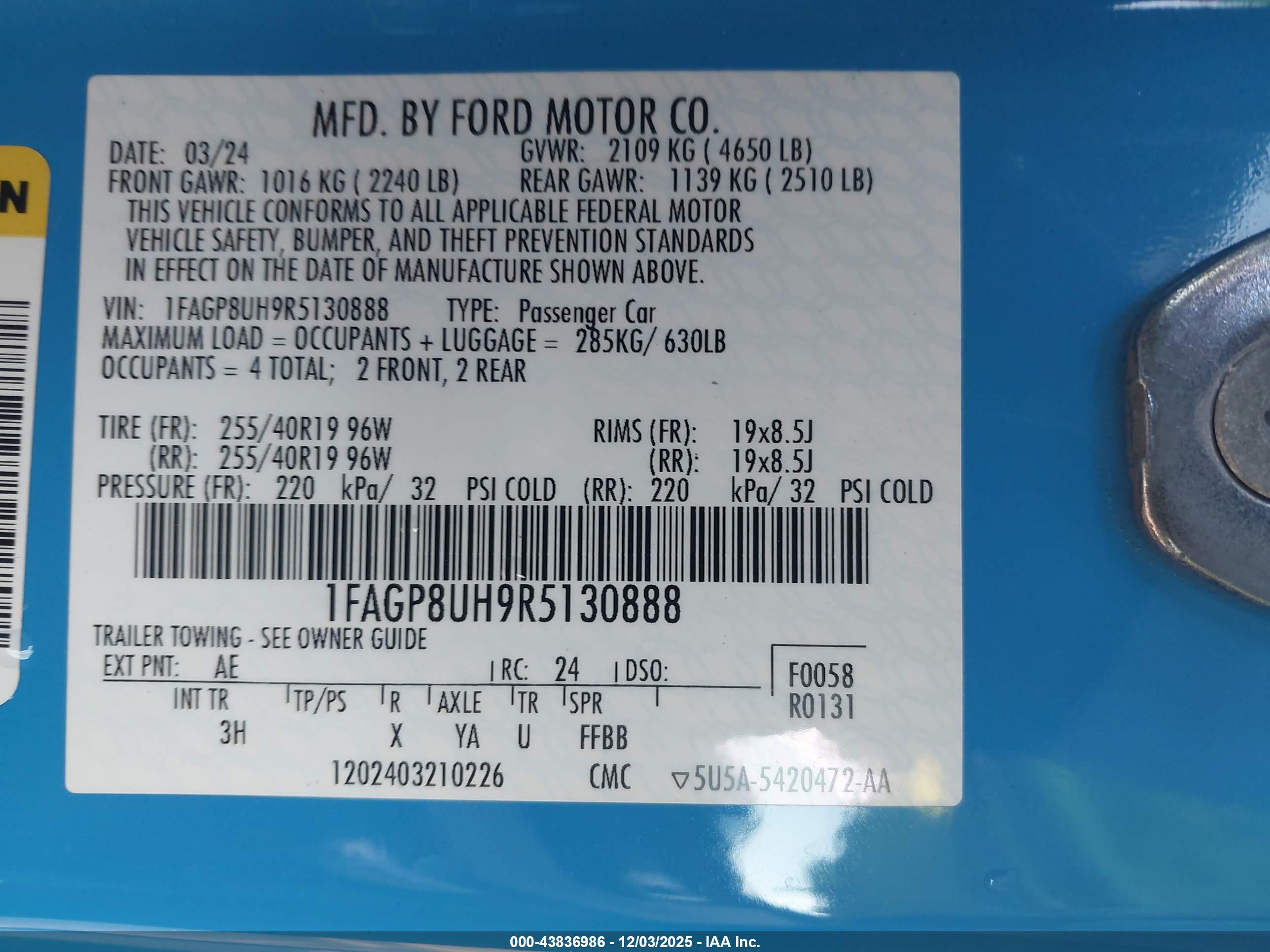 FORD MUSTANG image 9