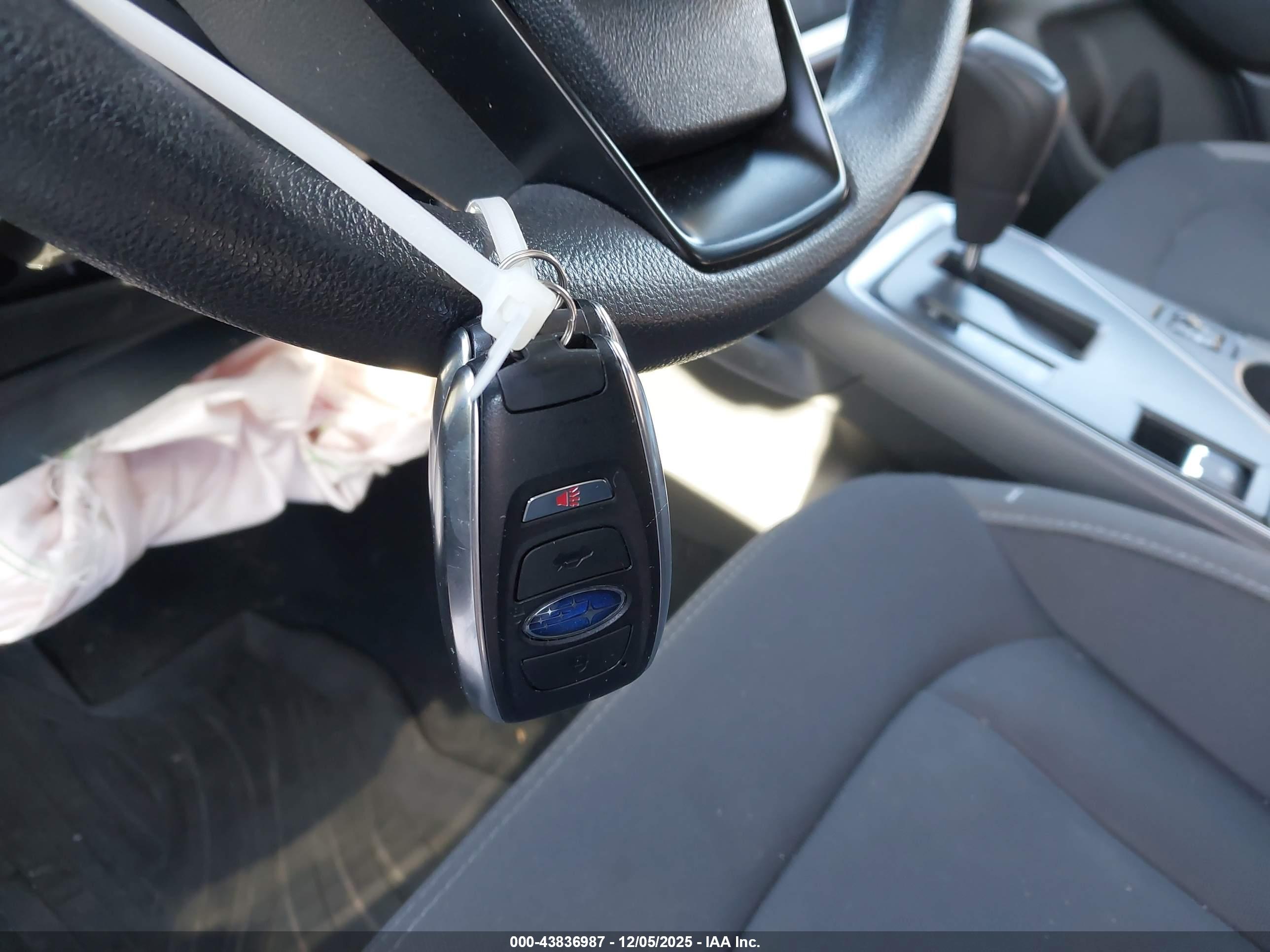 SUBARU CROSSTREK image 11