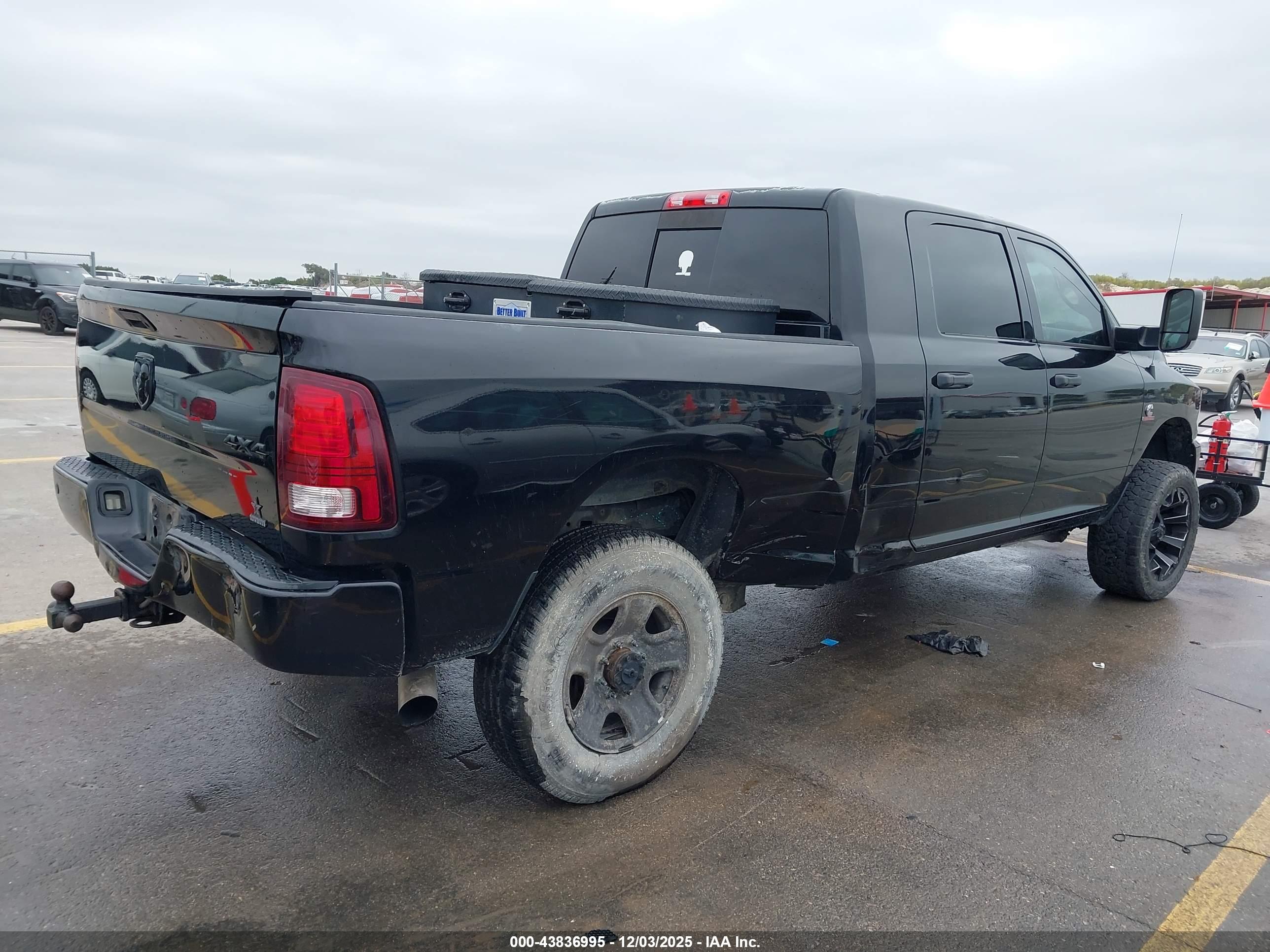 RAM 2500 image 4